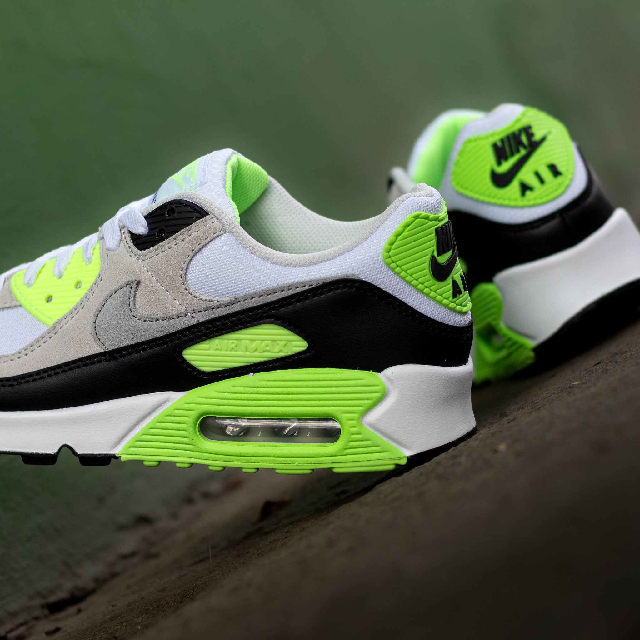 NIKE AIR MAX 90 VAPOR GREEN
