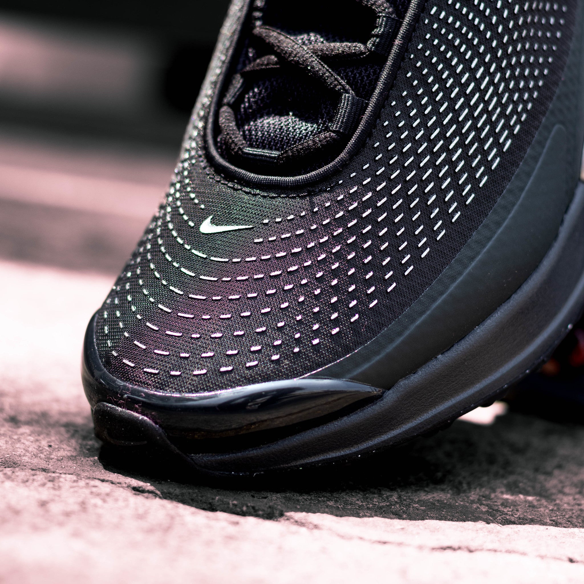 NIKE AIR MAX DN BLACK UNIVERSITY RED