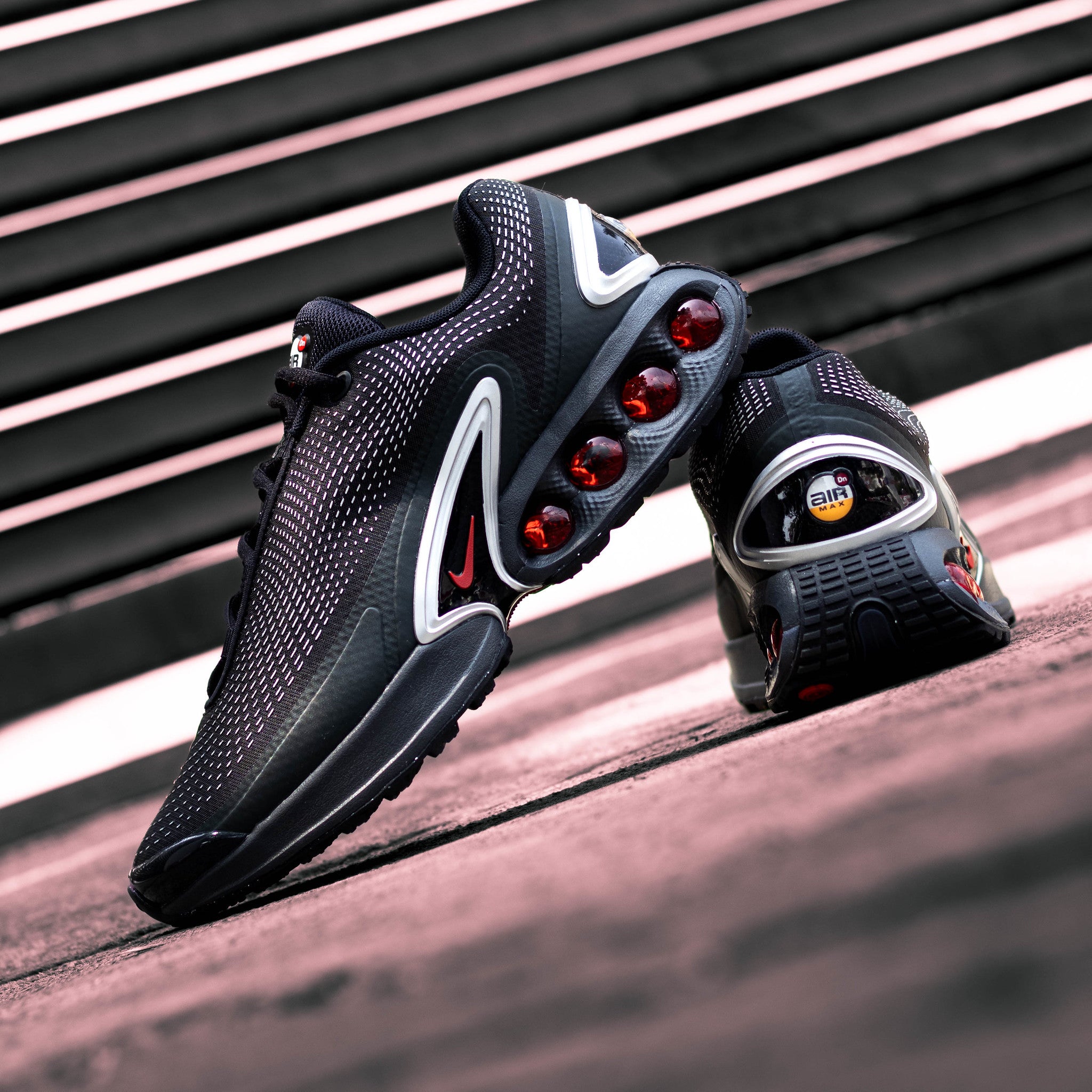 NIKE AIR MAX DN BLACK UNIVERSITY RED