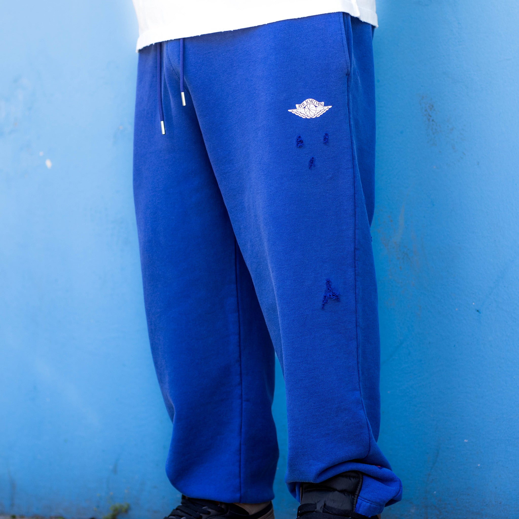JORDAN RARE AIR PANTS DEEP ROYAL LOG