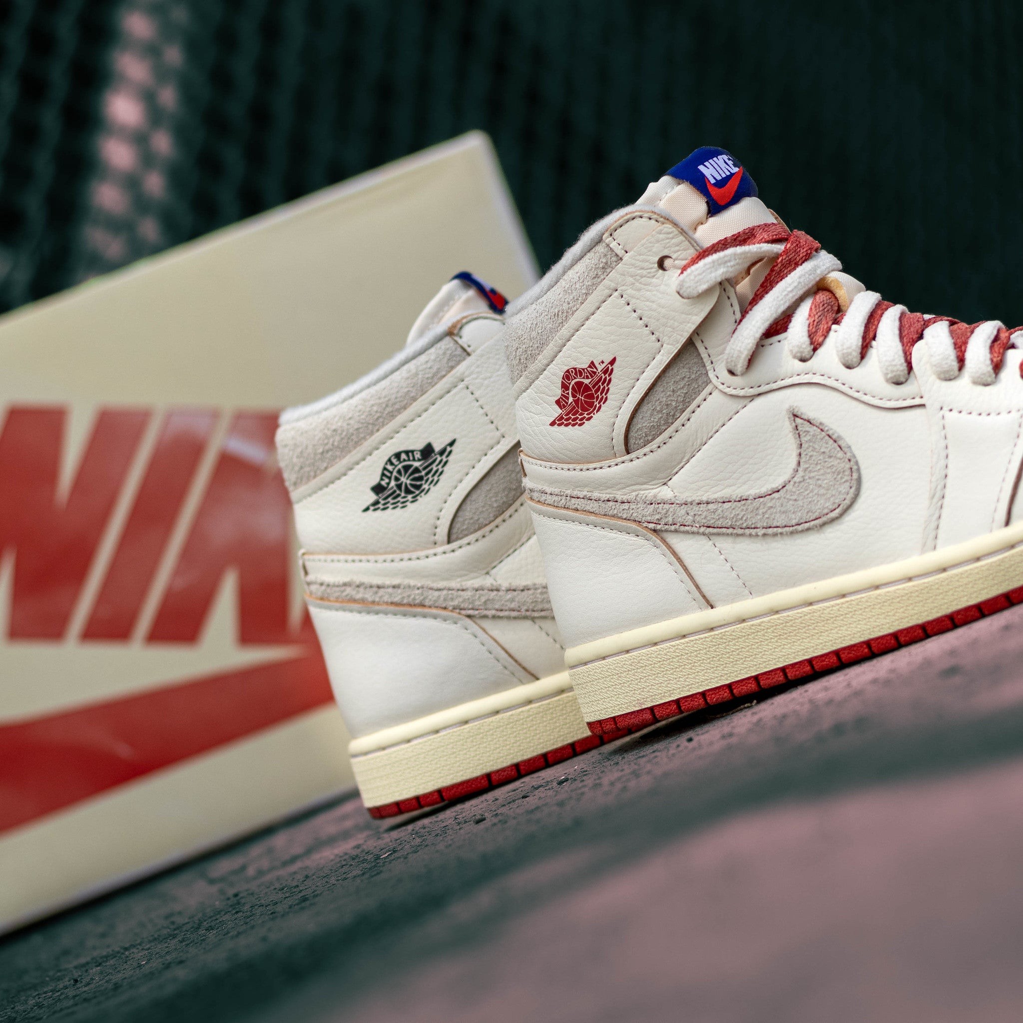 AIR JORDAN 1 HIGH CINNABAR W