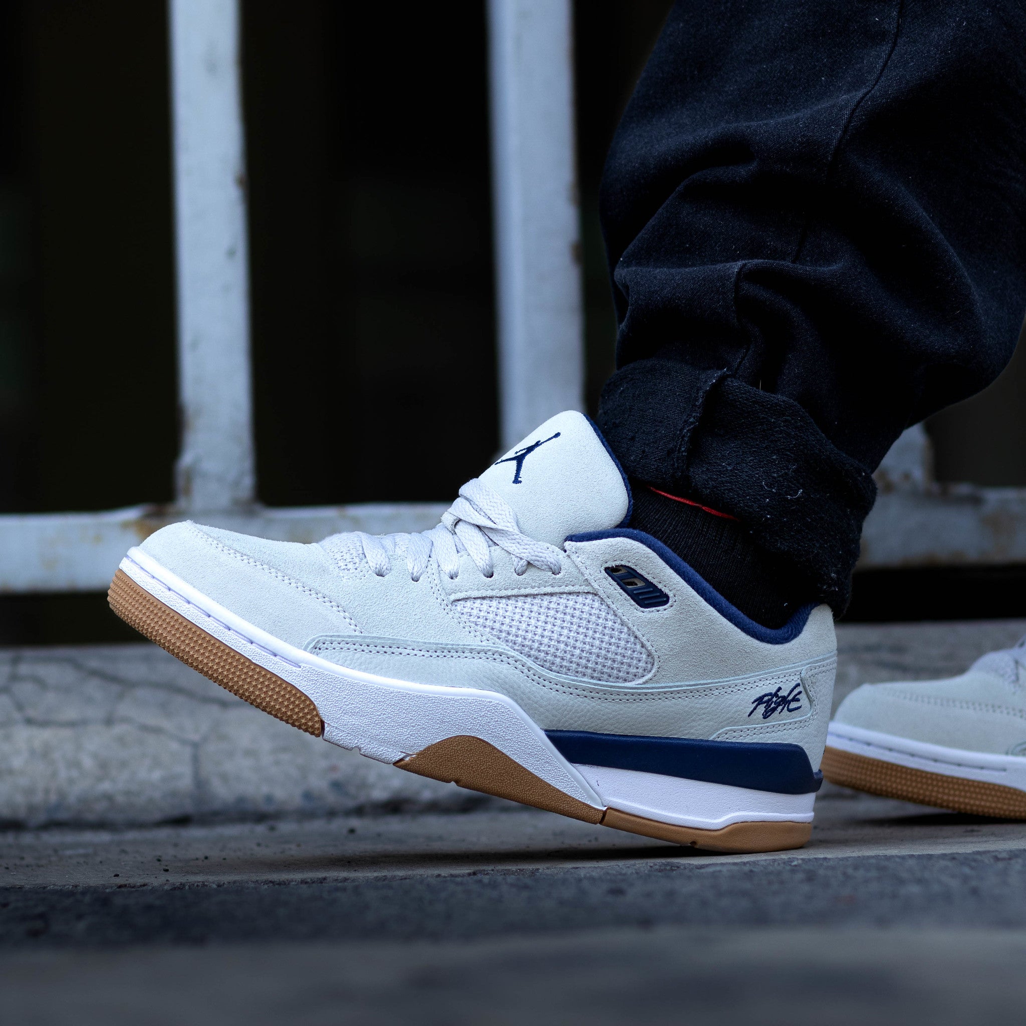 AIR JORDAN FLIGHT COURT NEUTRAL GREY BLUE