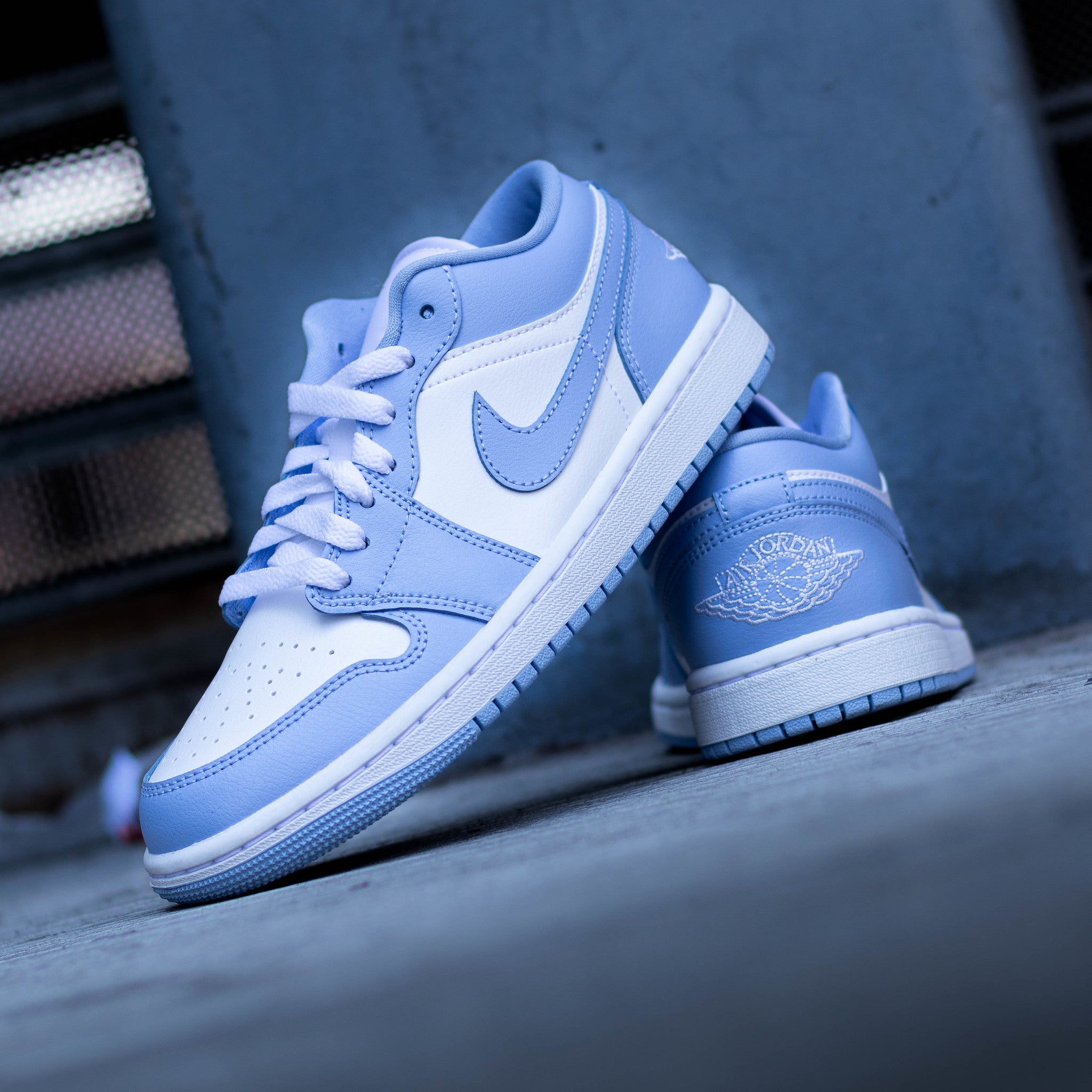 AIR JORDAN 1 LOW ALUMIN WHITE W