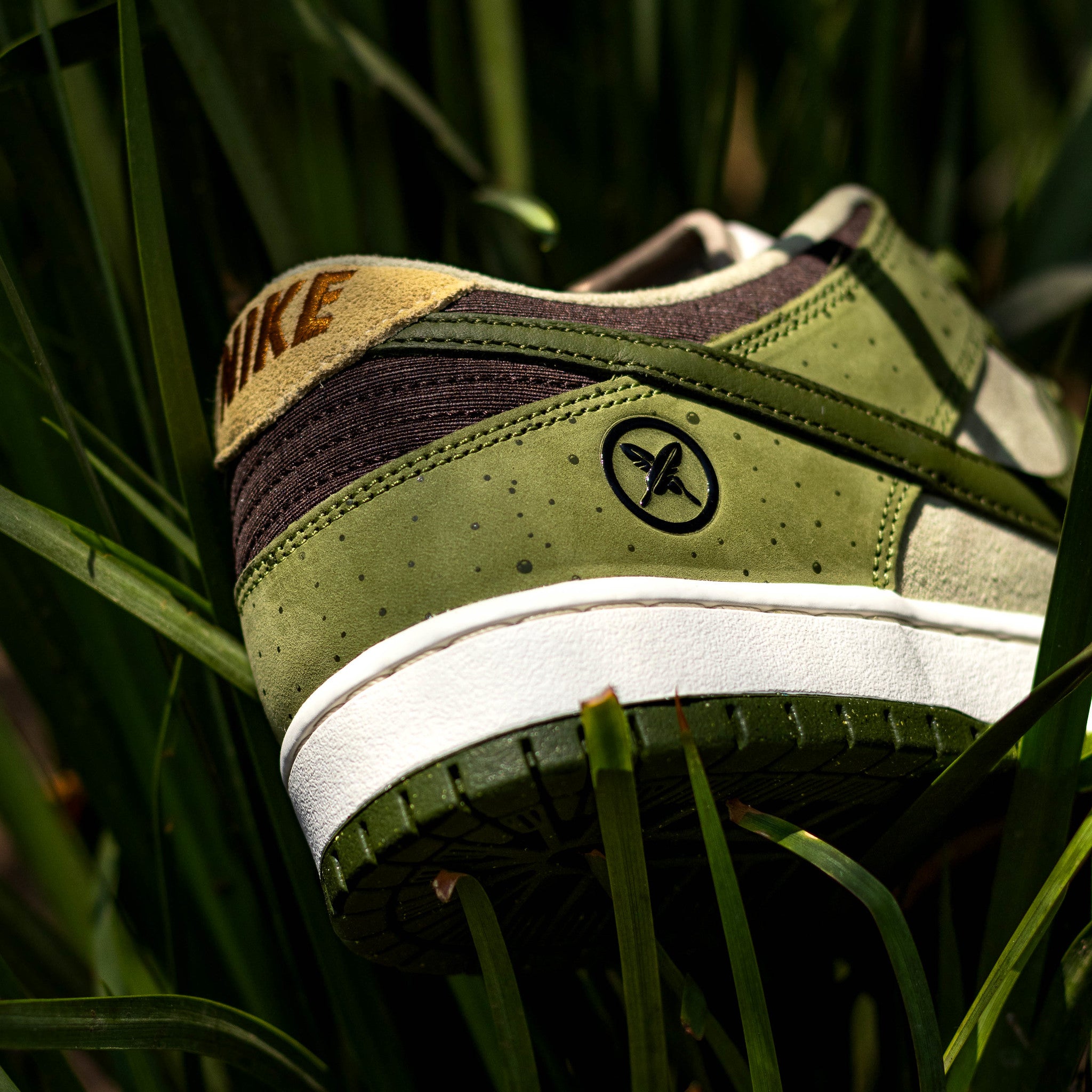 NIKE DUNK SB  X YUTO MATCHA