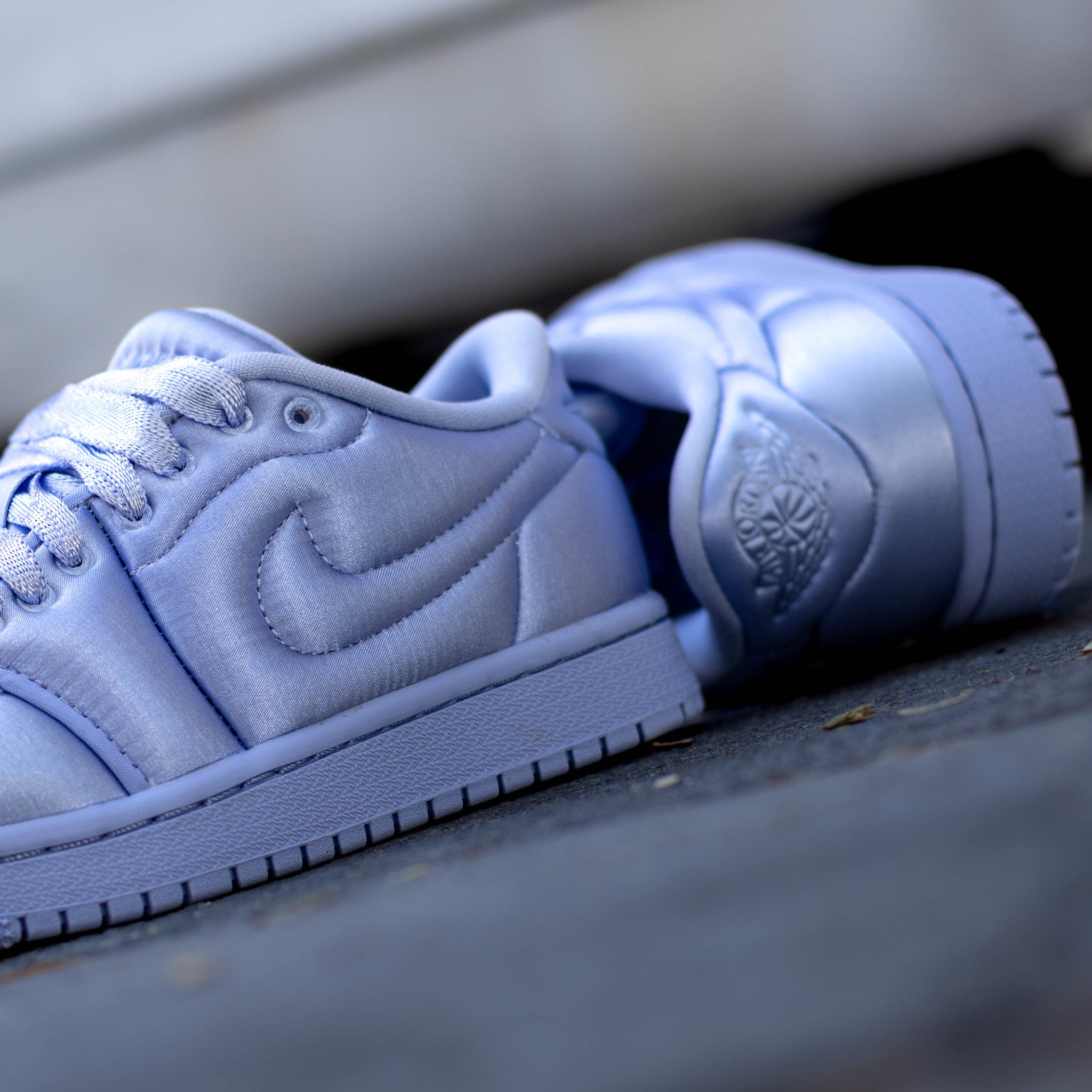 AIR JORDAN 1 LOW MM SATIN ALIMINUM W