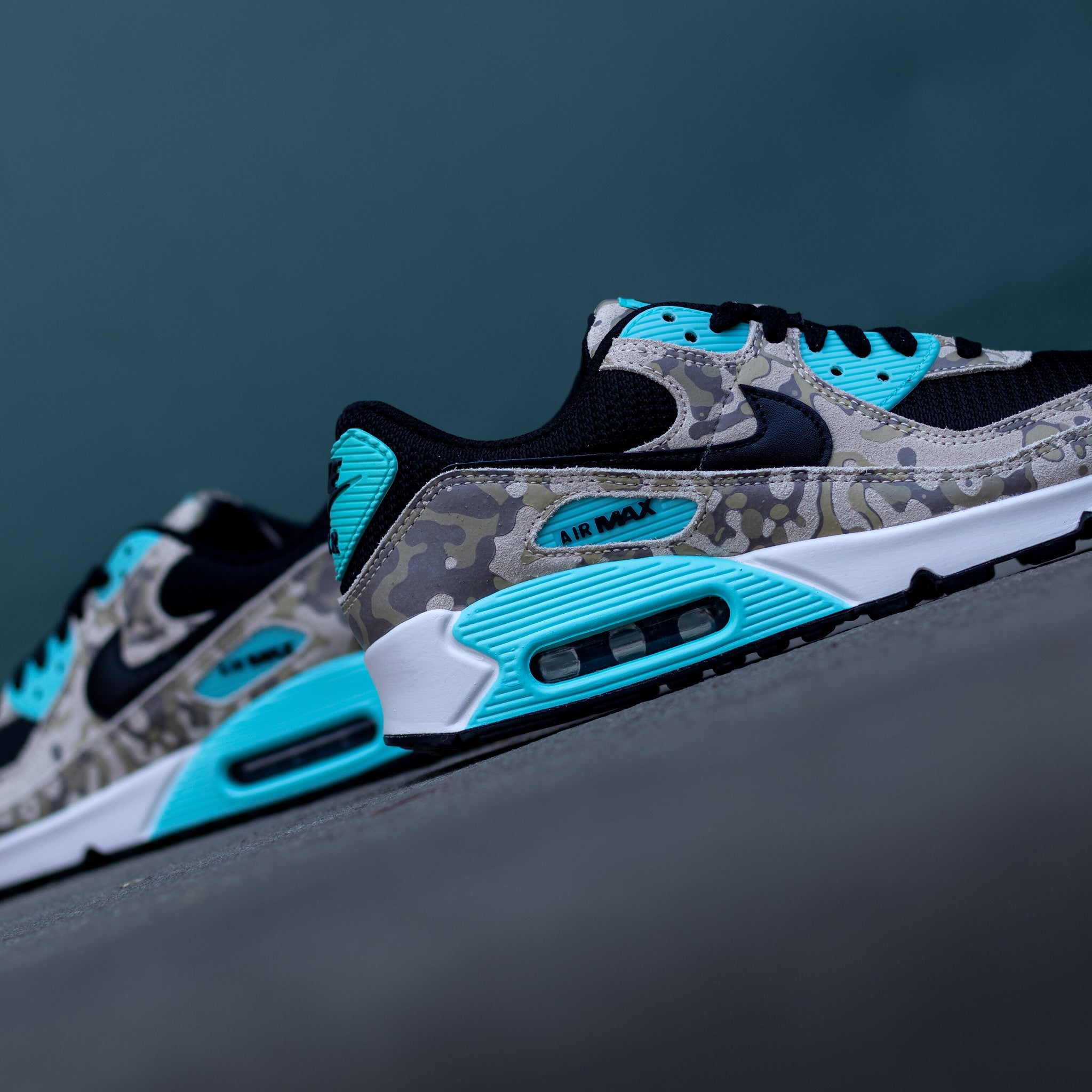 NIKE AIR MAX 90 CAMO AURORA GREEN