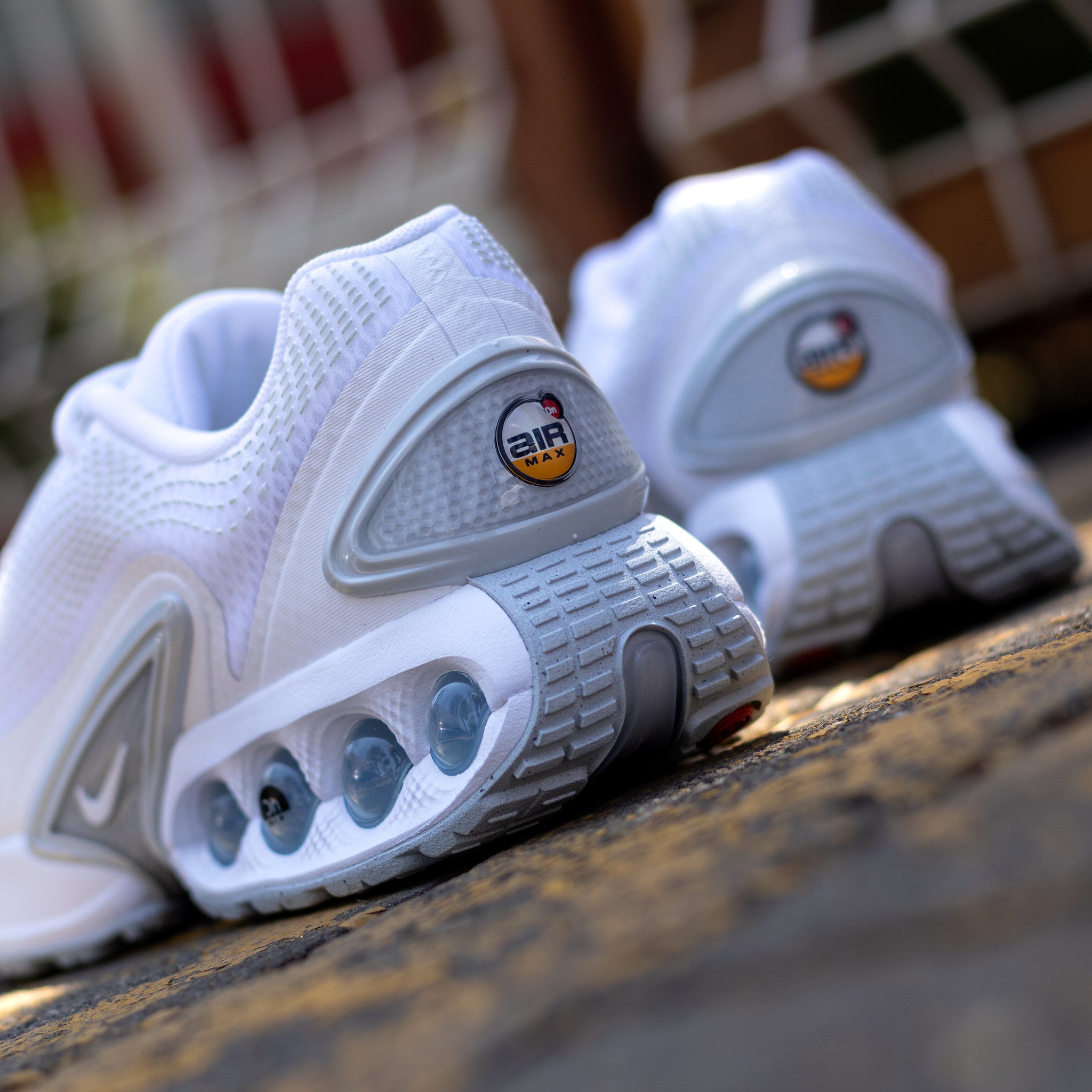 NIKE AIR MAX DN WHITE METALLIC SILVER W