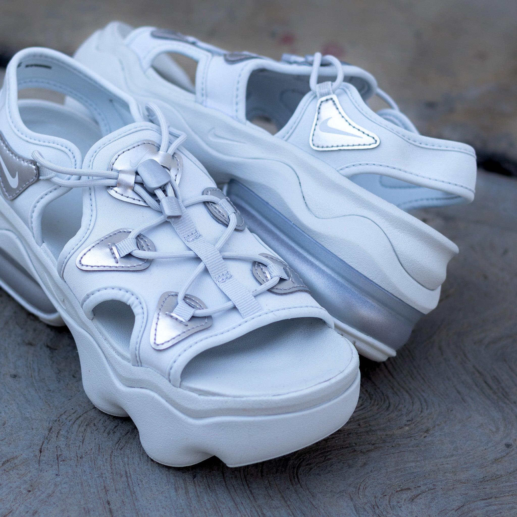 NIKE AIR MAX KOKO SANDAL PURE PLATINUM W