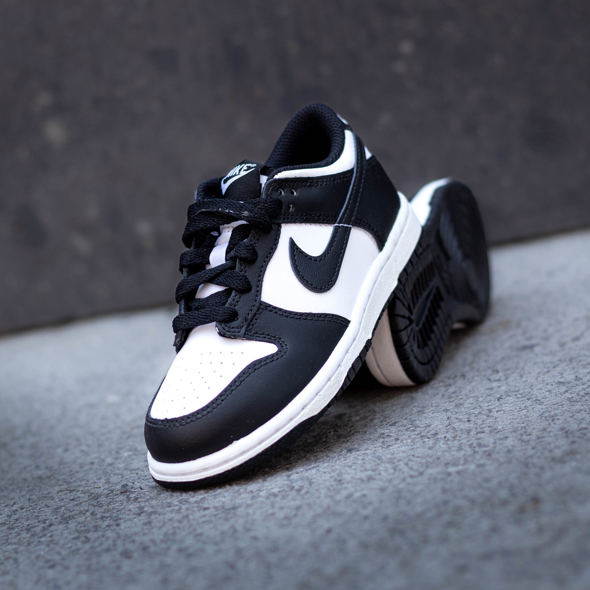 NIKE DUNK LOW PANDA PS