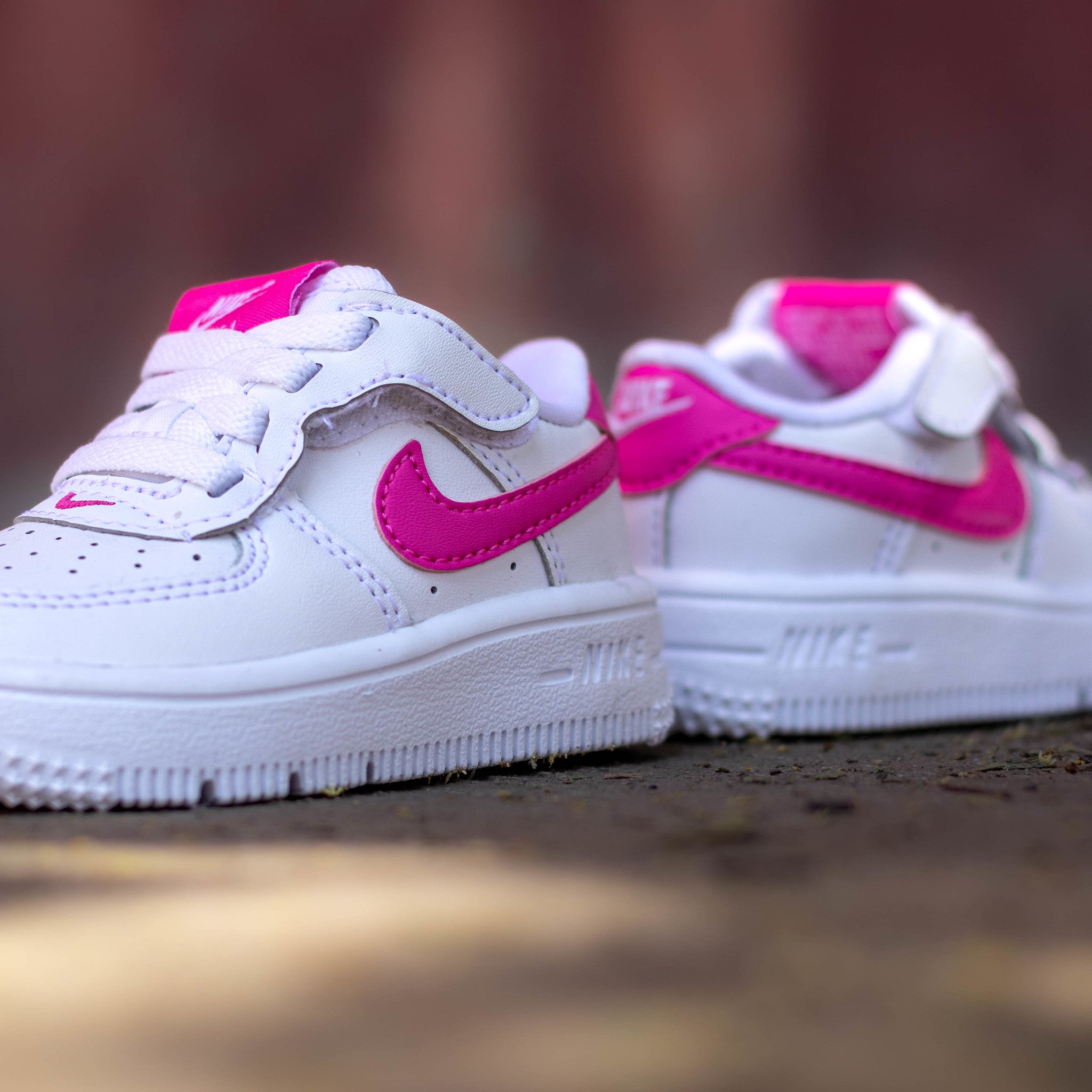 NIKE AIR FORCE ONE LOW EASYON LASER FUCHSIA TD