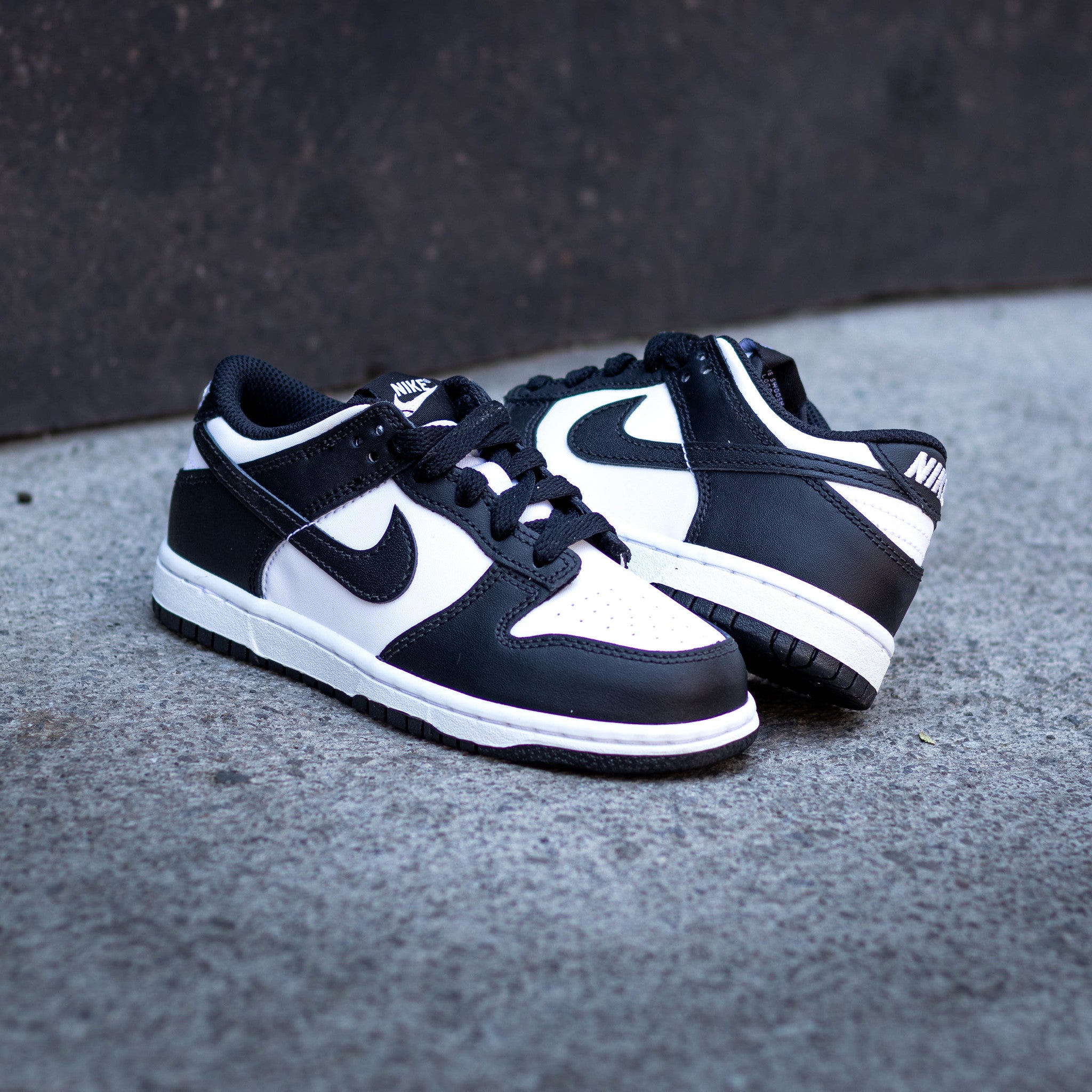 NIKE DUNK LOW PANDA PS