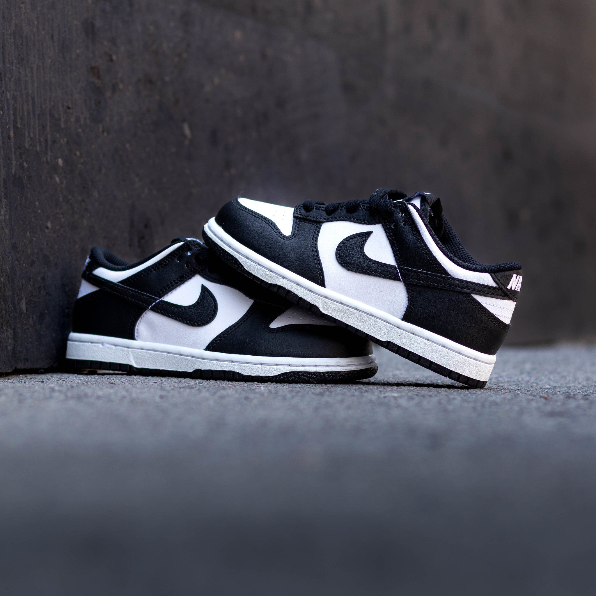 NIKE DUNK LOW PANDA PS