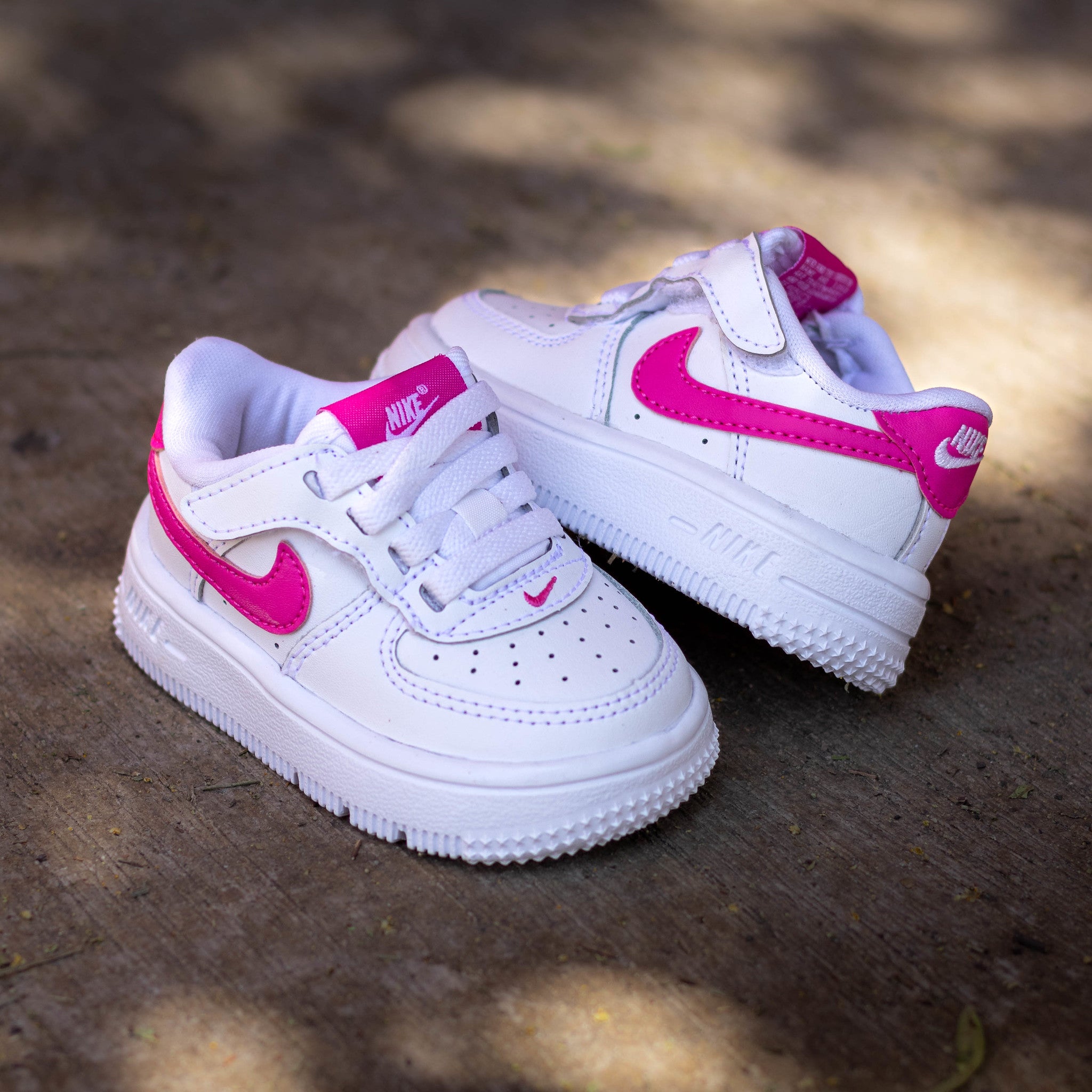 NIKE AIR FORCE ONE LOW EASYON LASER FUCHSIA TD