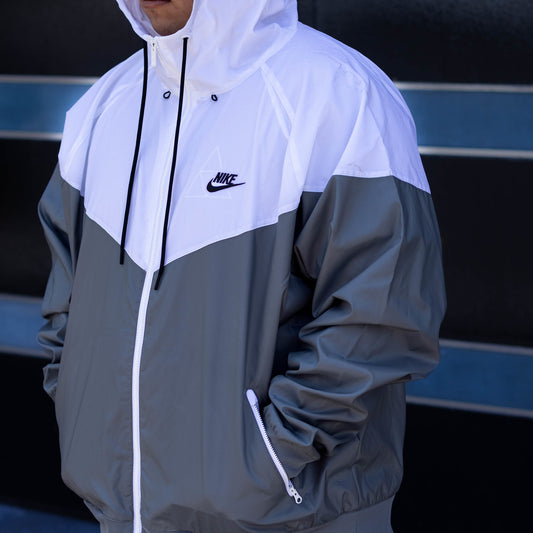 NIKE WINDRUNNER JACKET SMOKE GREY