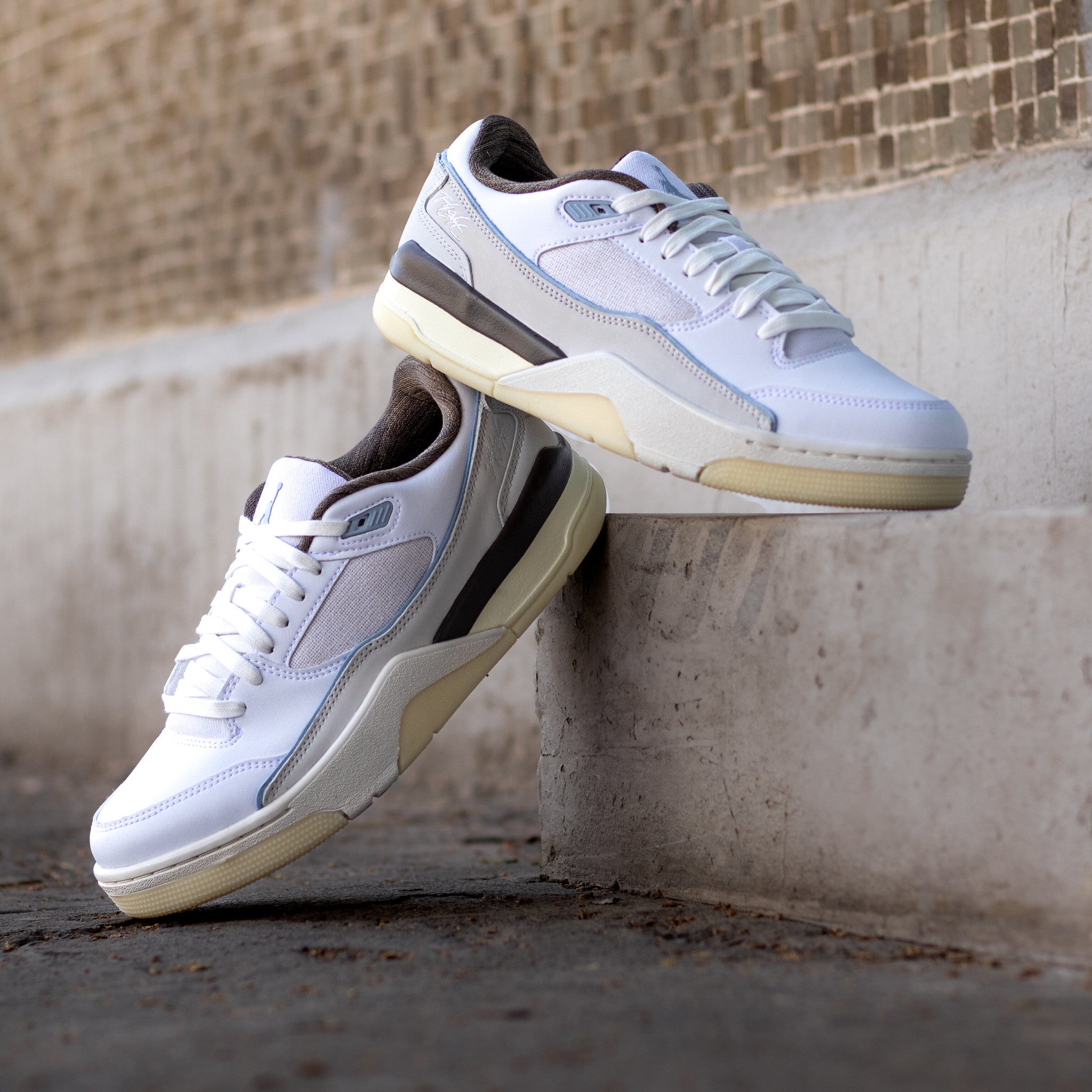 JORDAN FLIGHT COURT SAIL