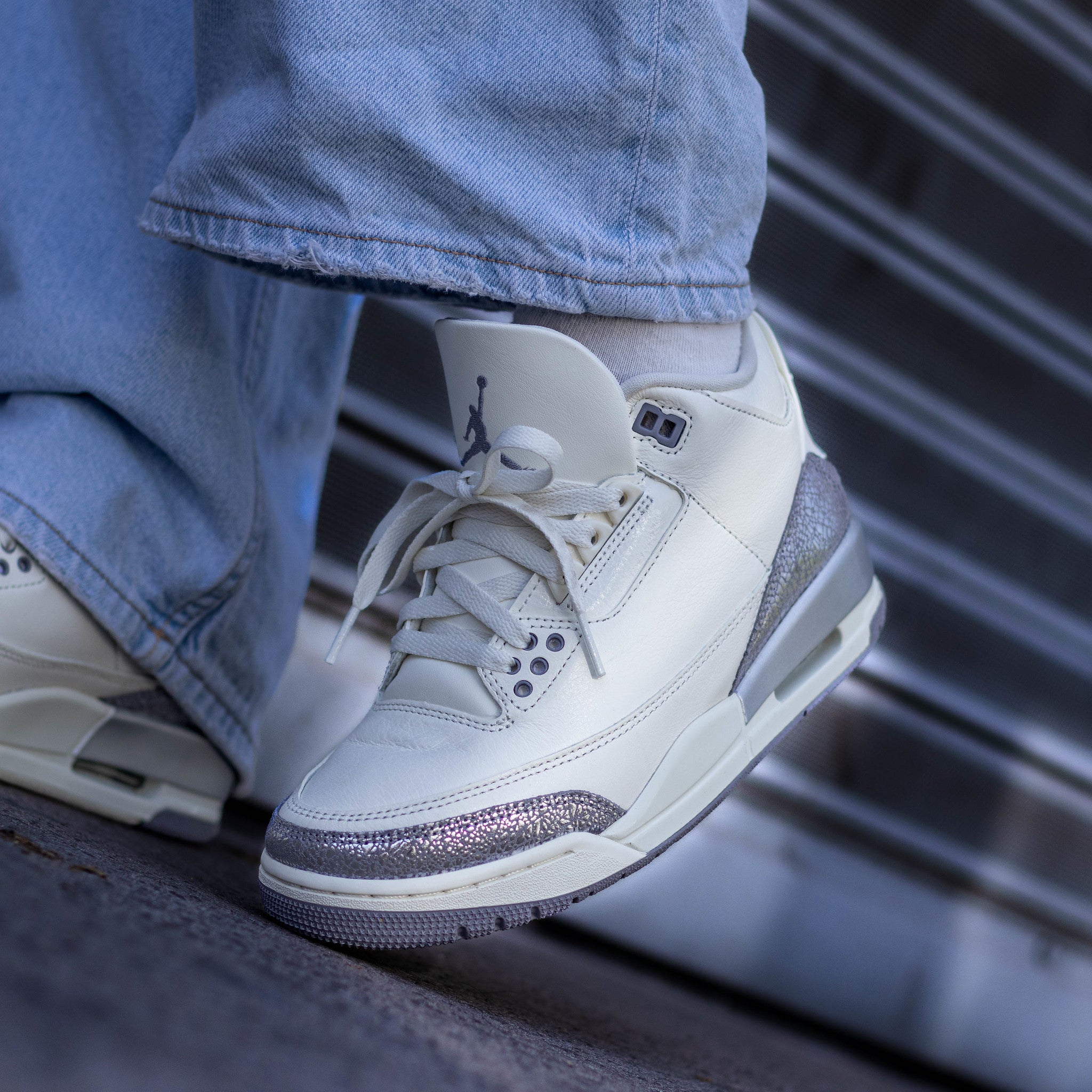 AIR JORDAN 3 SAIL METALLIC SILVER W