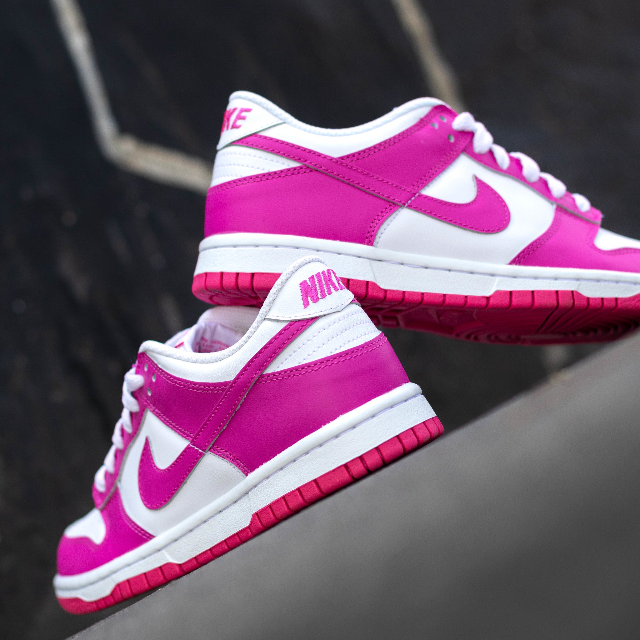 NIKE DUNK LOW LASER FUCHSIA GS