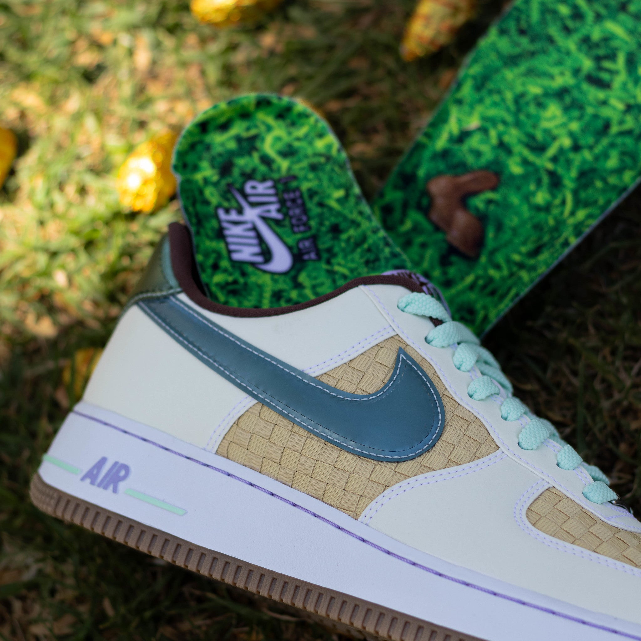 NIKE AIR FORCE ONE LOW EASTER BASKET