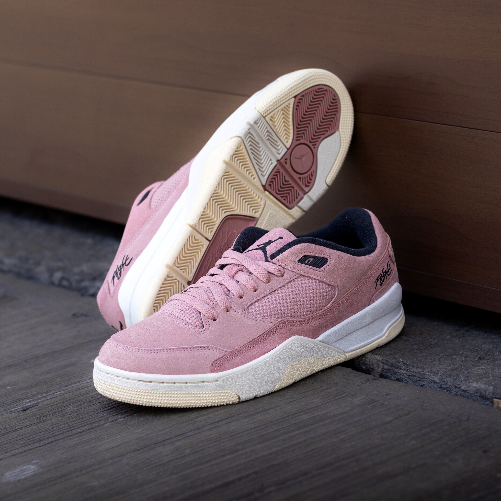 JORDAN FLIGTH COURT PINK SAIL