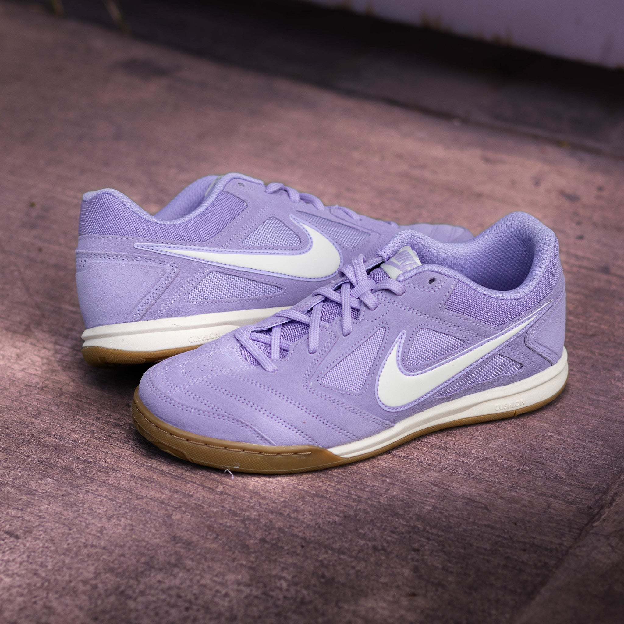 NIKE GATO HYDRANGEAS SOFT PEARL