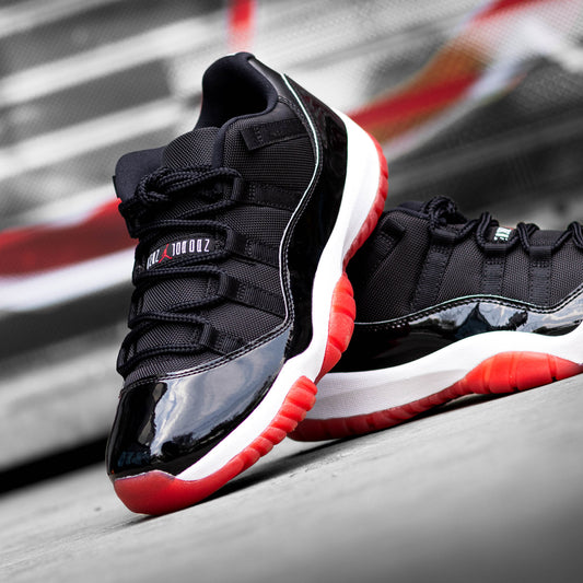 AIR JORDAN 11 LOW BRED