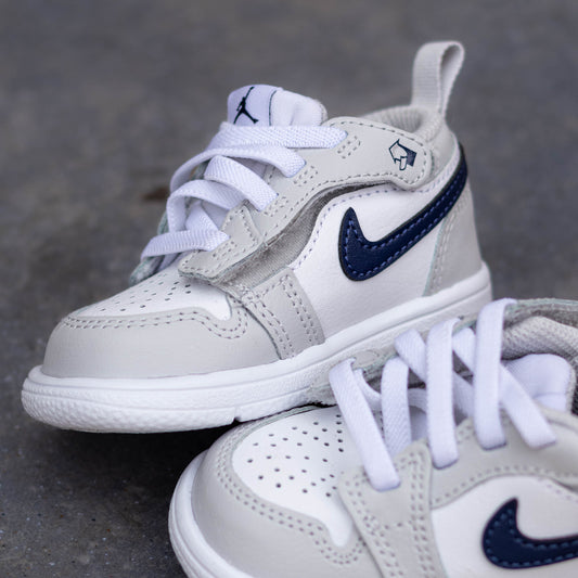 AIR JORDAN 1 LOW NEUTRAL GREY NAVY TD