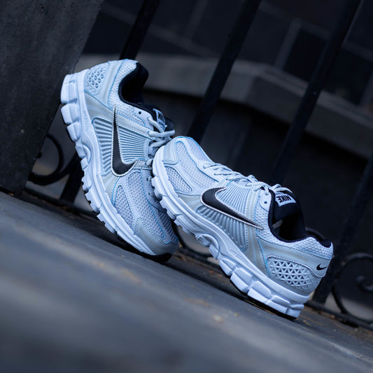 NIKE ZOOM VOMERO 5 BLUE TINT