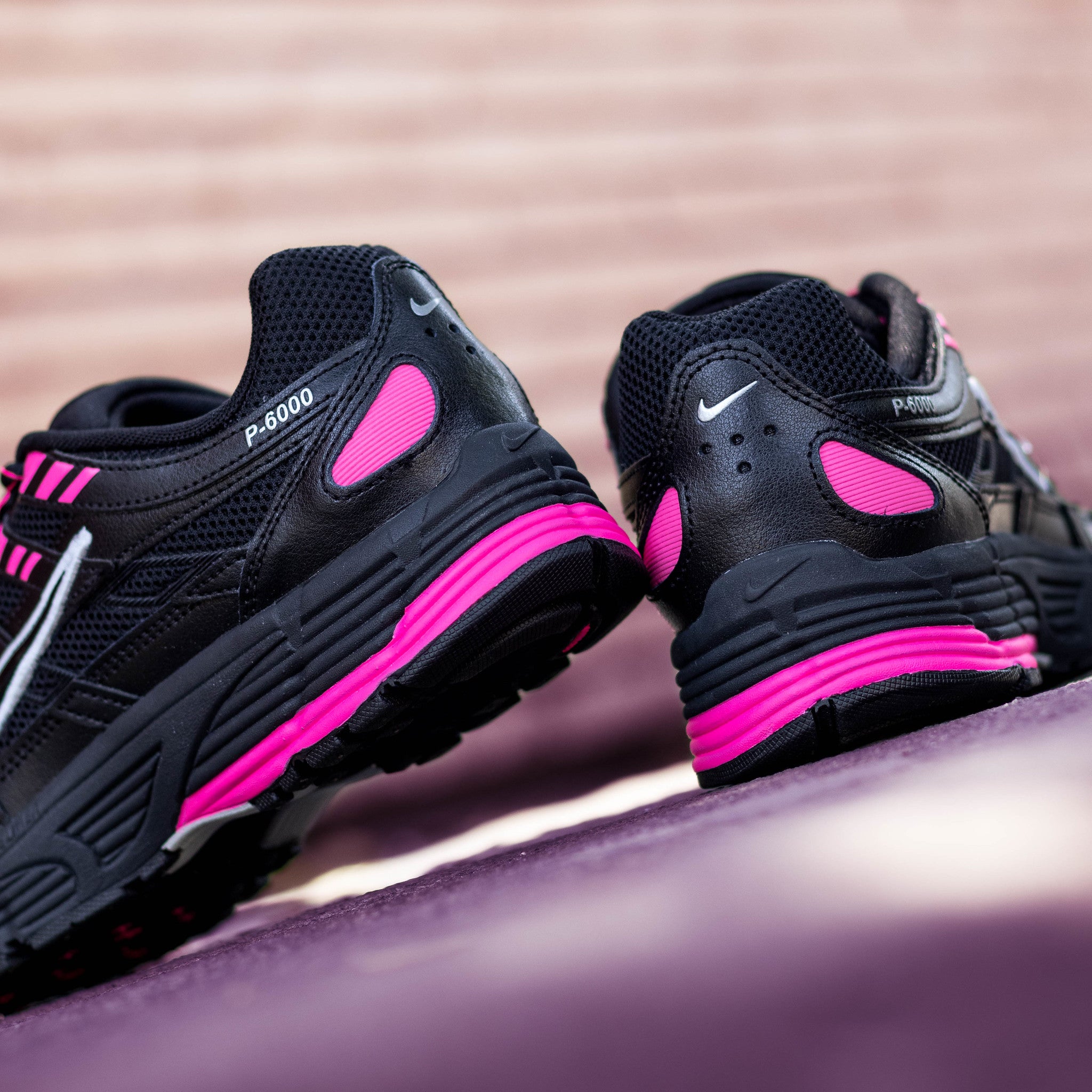 NIKE P-6000 BLACK PINK