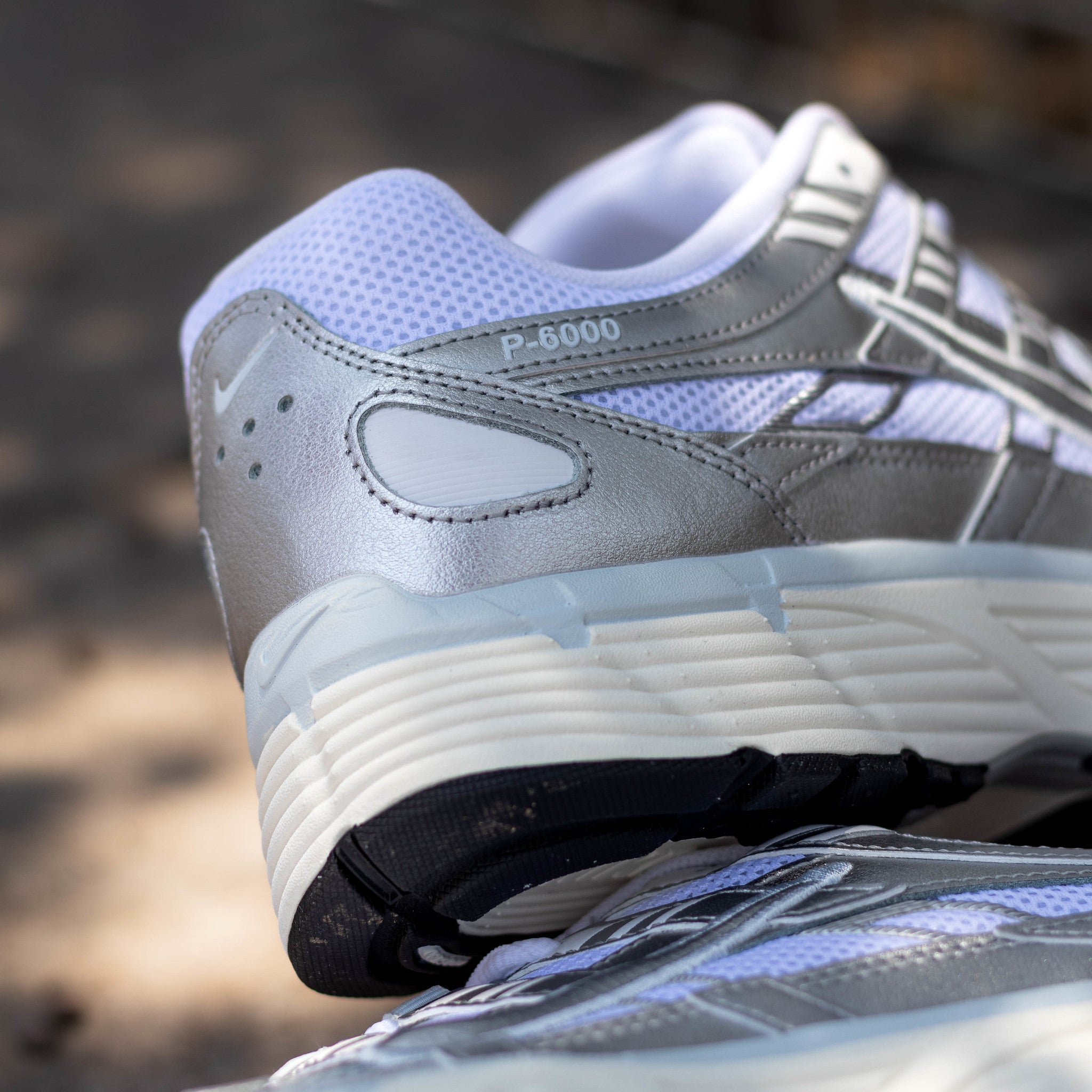NIKE P-6000 METALLIC SILVER W