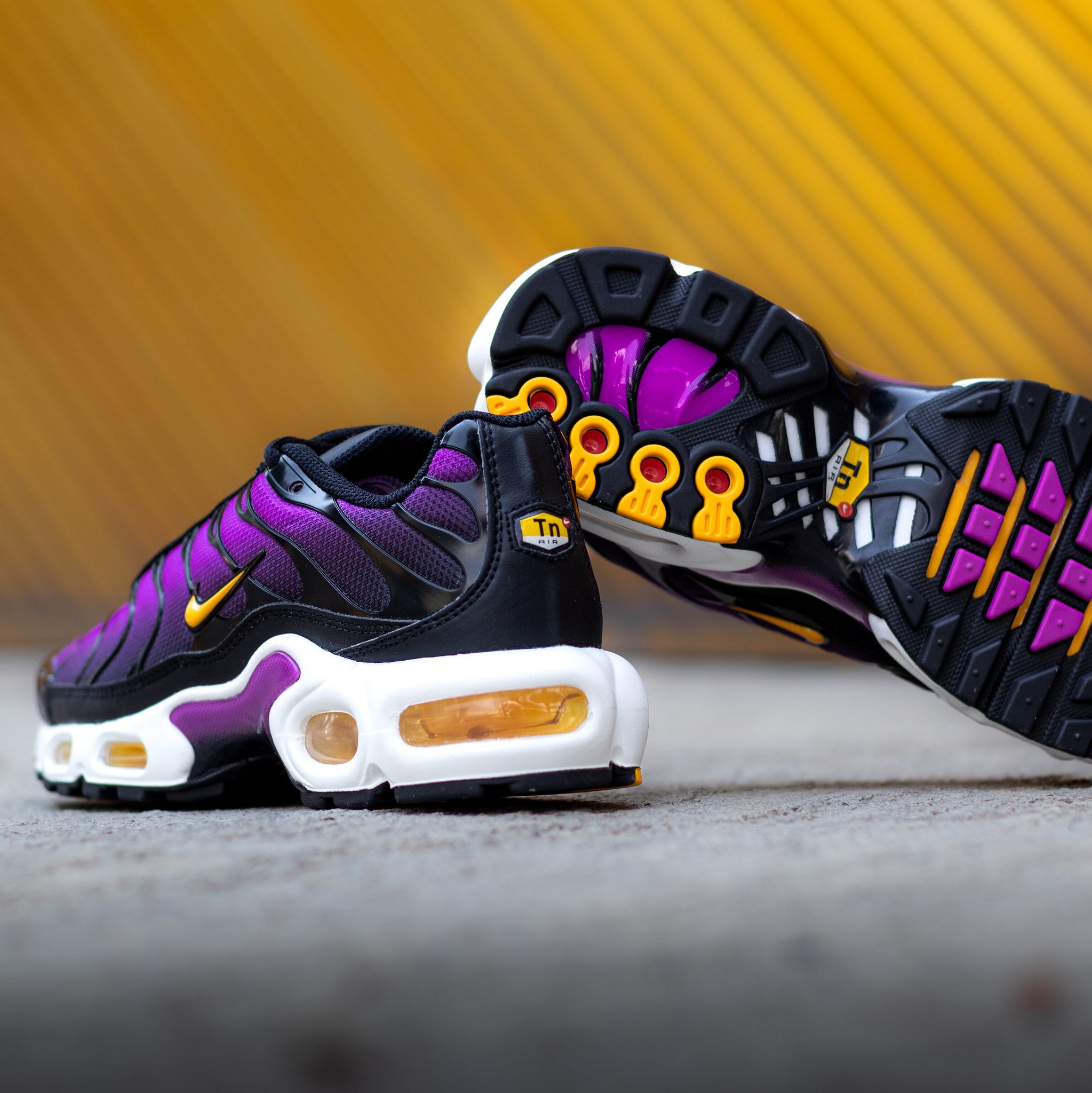 NIKE AIR MAX PLUS LAKERS W