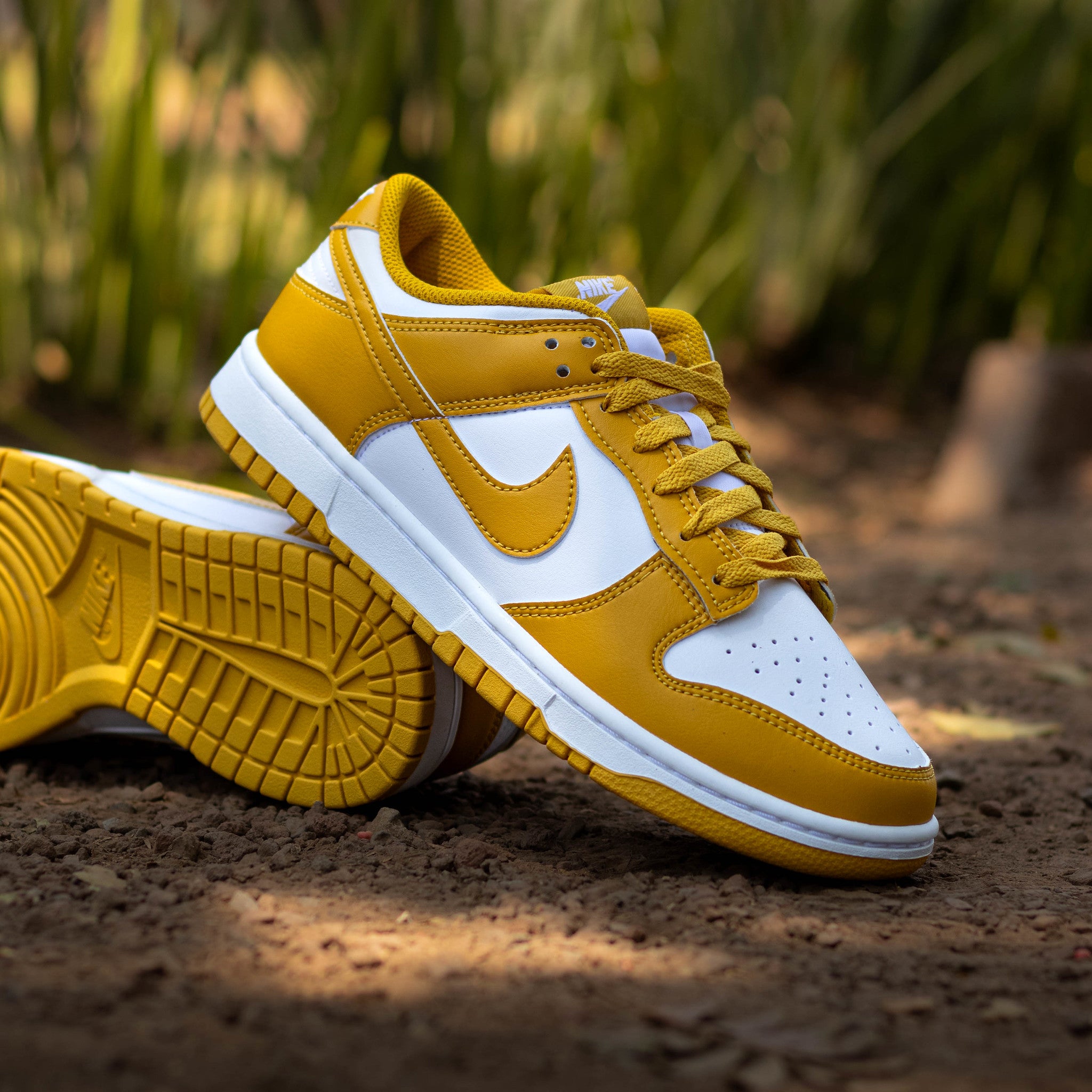 NIKE DUNK LOW MUSTARD YELLOW