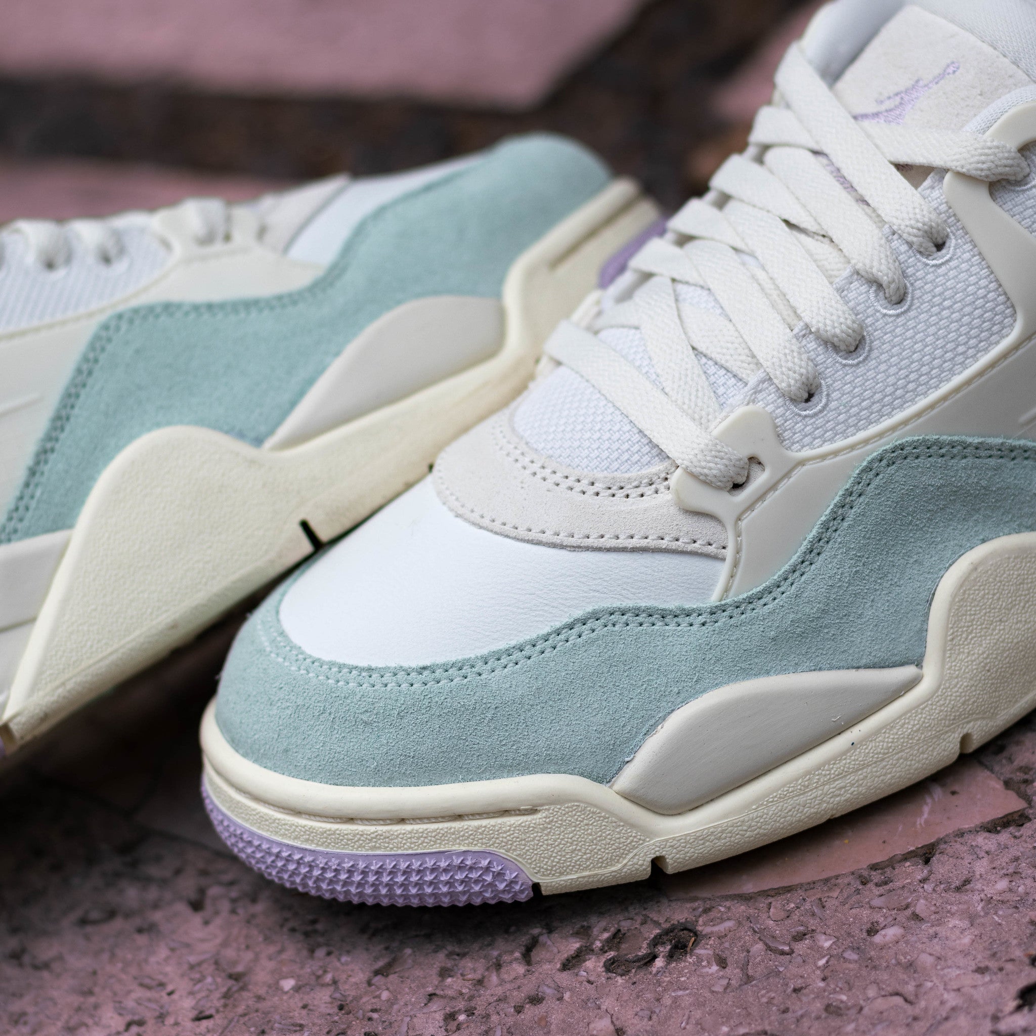 AIR JORDAN 4 RM SAIL DOLL