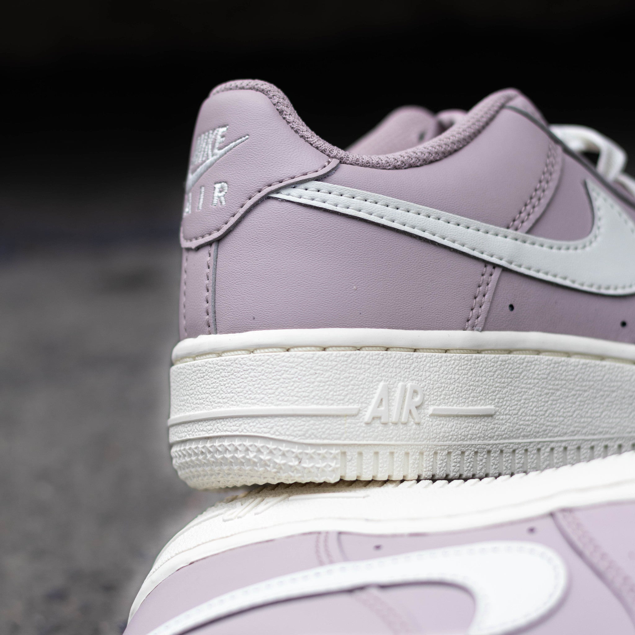 NIKE AIR FORCE ONE LOW PARTICLE ROSE GS