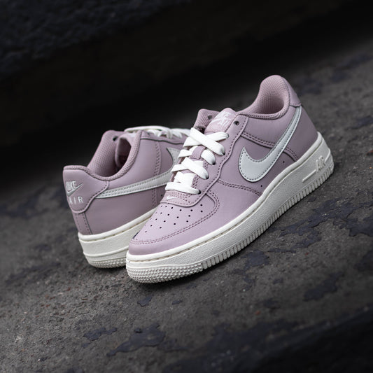 NIKE AIR FORCE ONE LOW PARTICLE ROSE GS