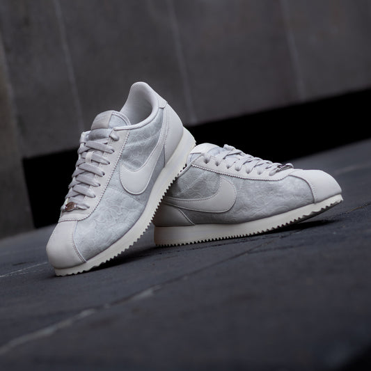 NIKE CORTEZ PLATINUM TINT FLORAL