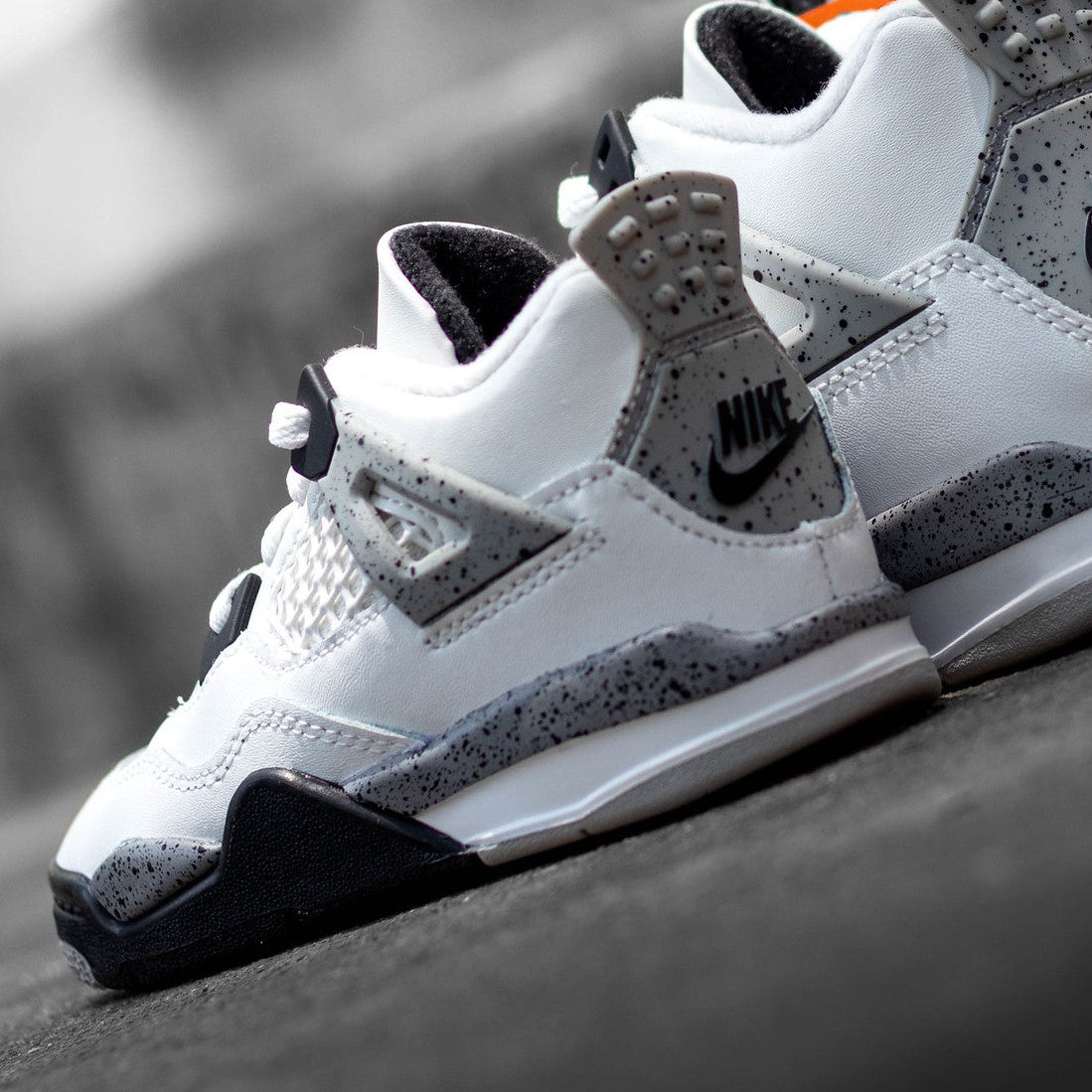 AIR JORDAN 4 WHITE CEMENT PS