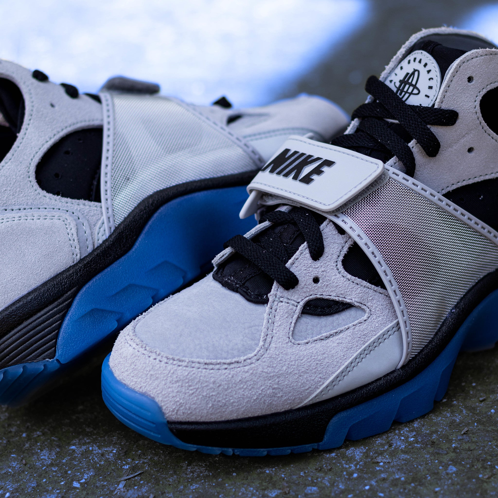 NIKE AIR TRAINER HUARACHE WOLF GREY STAR BLUE