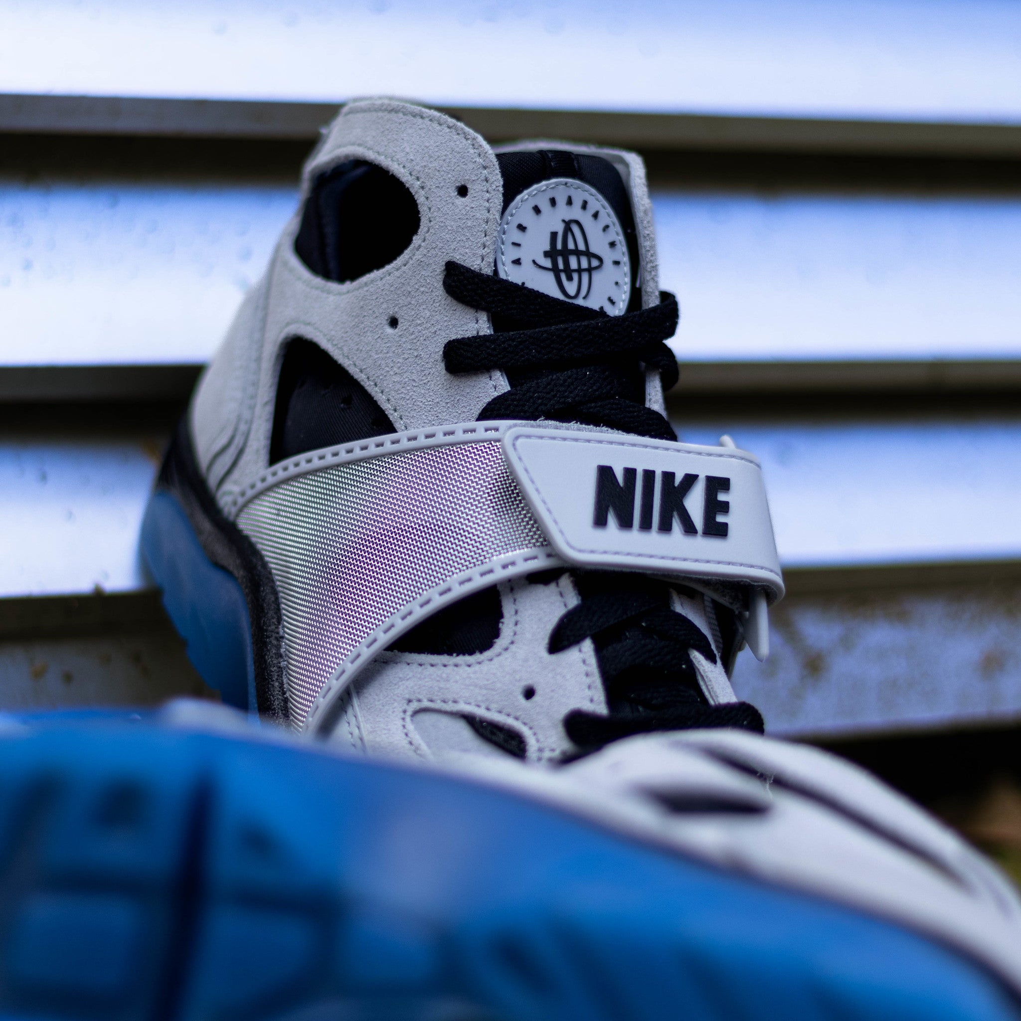 NIKE AIR TRAINER HUARACHE WOLF GREY STAR BLUE