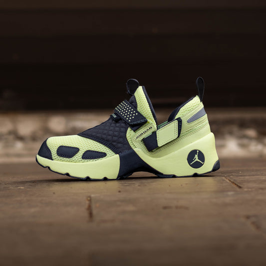 JORDAN TRUNNER LX LUMINOUS GREEN W