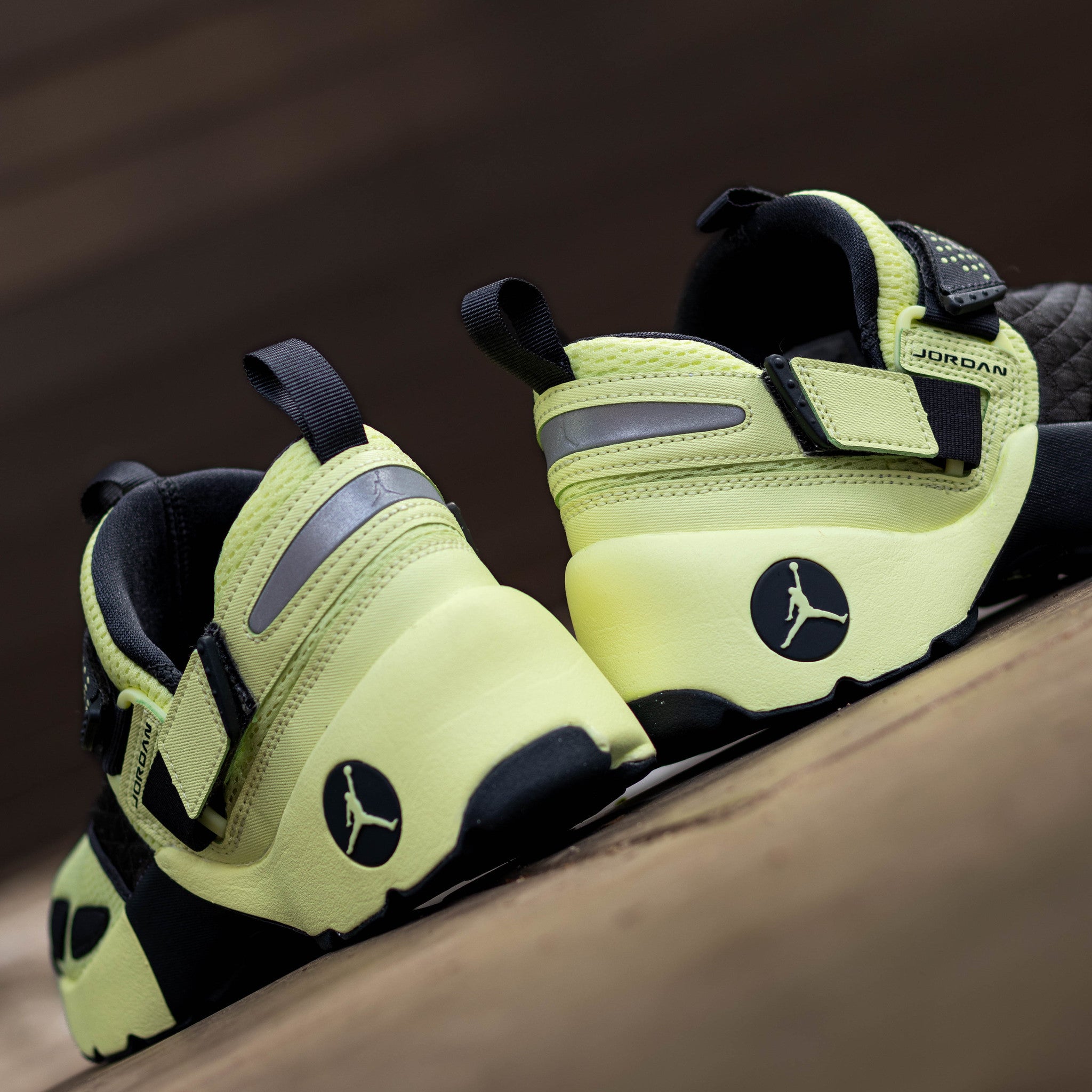 JORDAN TRUNNER LX LUMINOUS GREEN W
