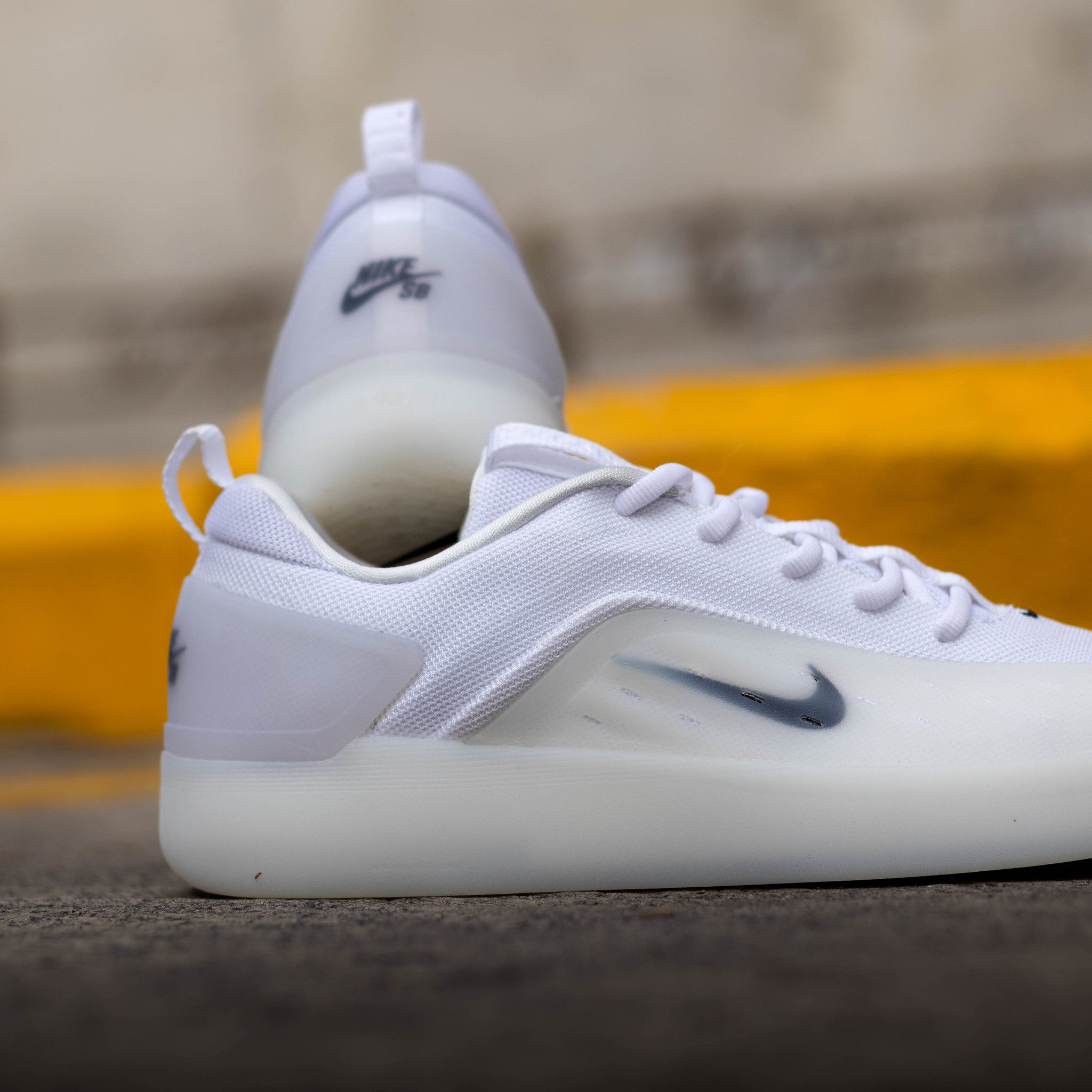 NIKE SB NYJAH 4 WHITE
