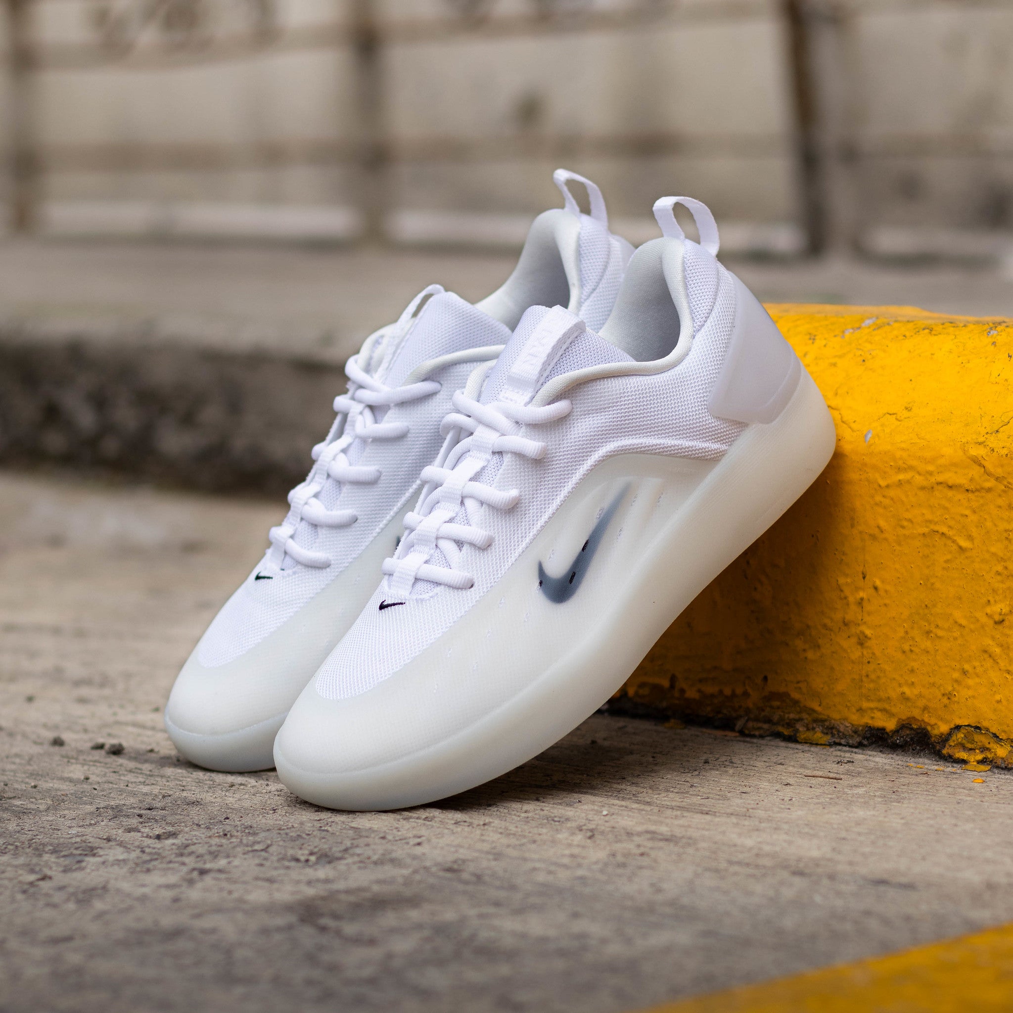 NIKE SB NYJAH 4 WHITE