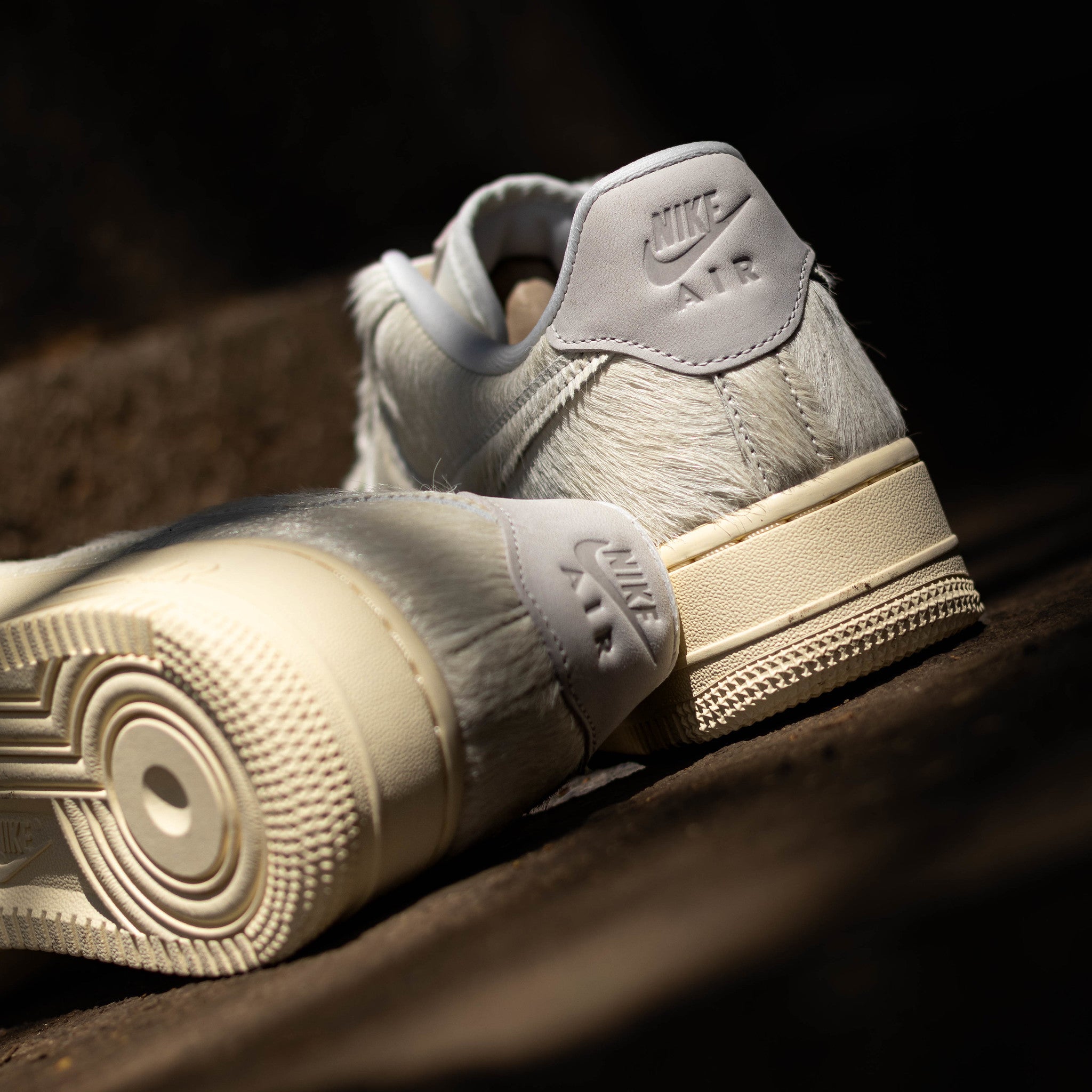 NIKE AIR FORCE ONE SAIL PONY HAIR W