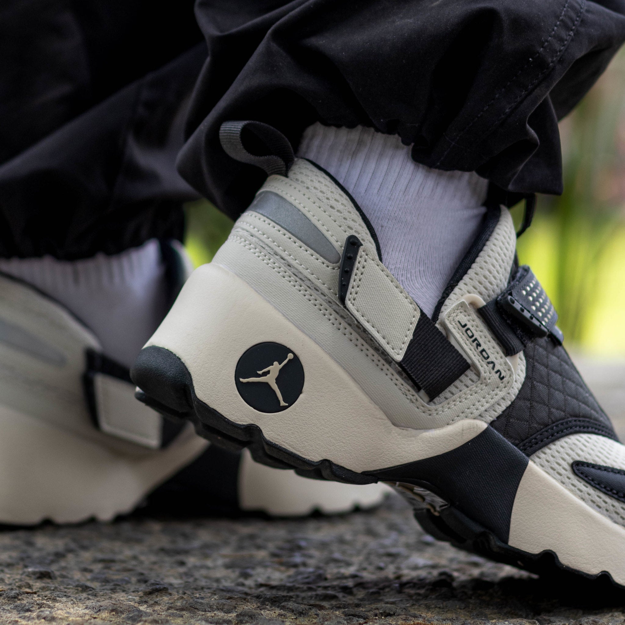 AIR JORDAN TRUNNER LX OREWOOD BROWN W