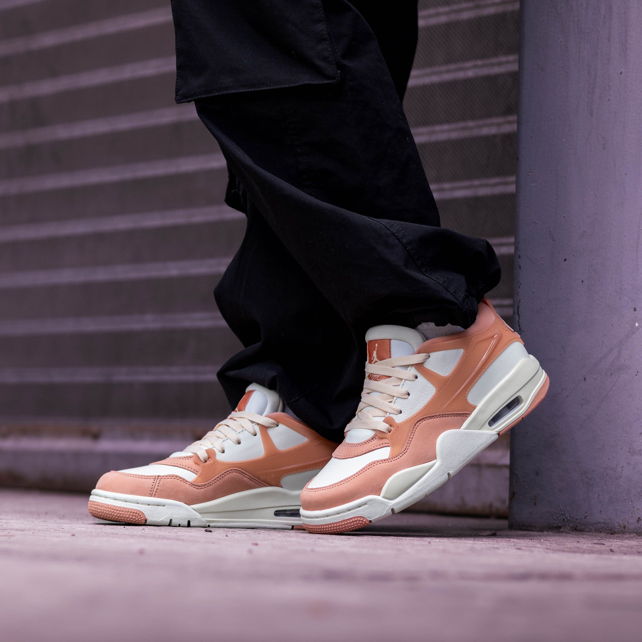 AIR JORDAN 4 RM GUAVA ICE W