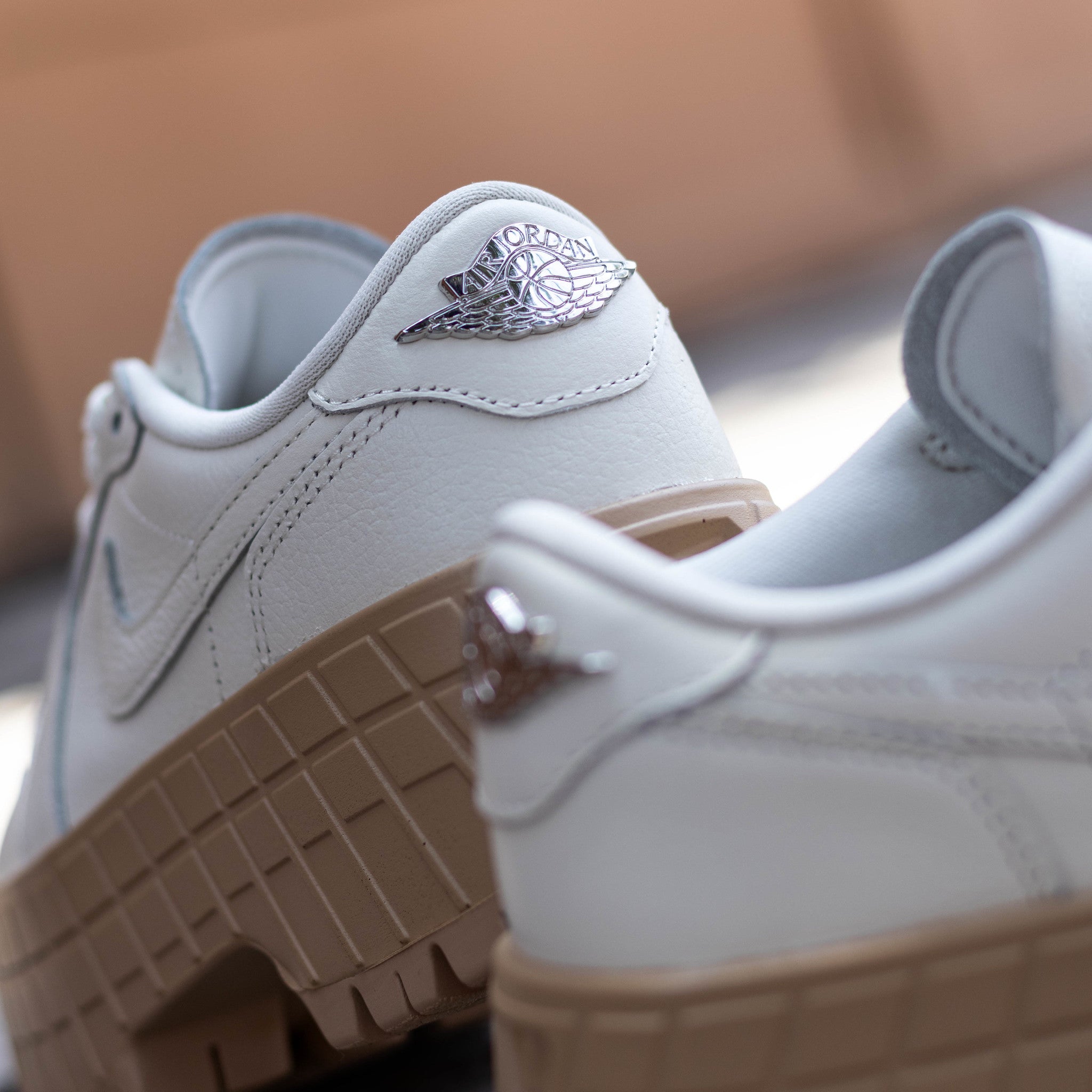 AIR JORDAN 1 LOW BROOKLYN SAIL RATTAN W