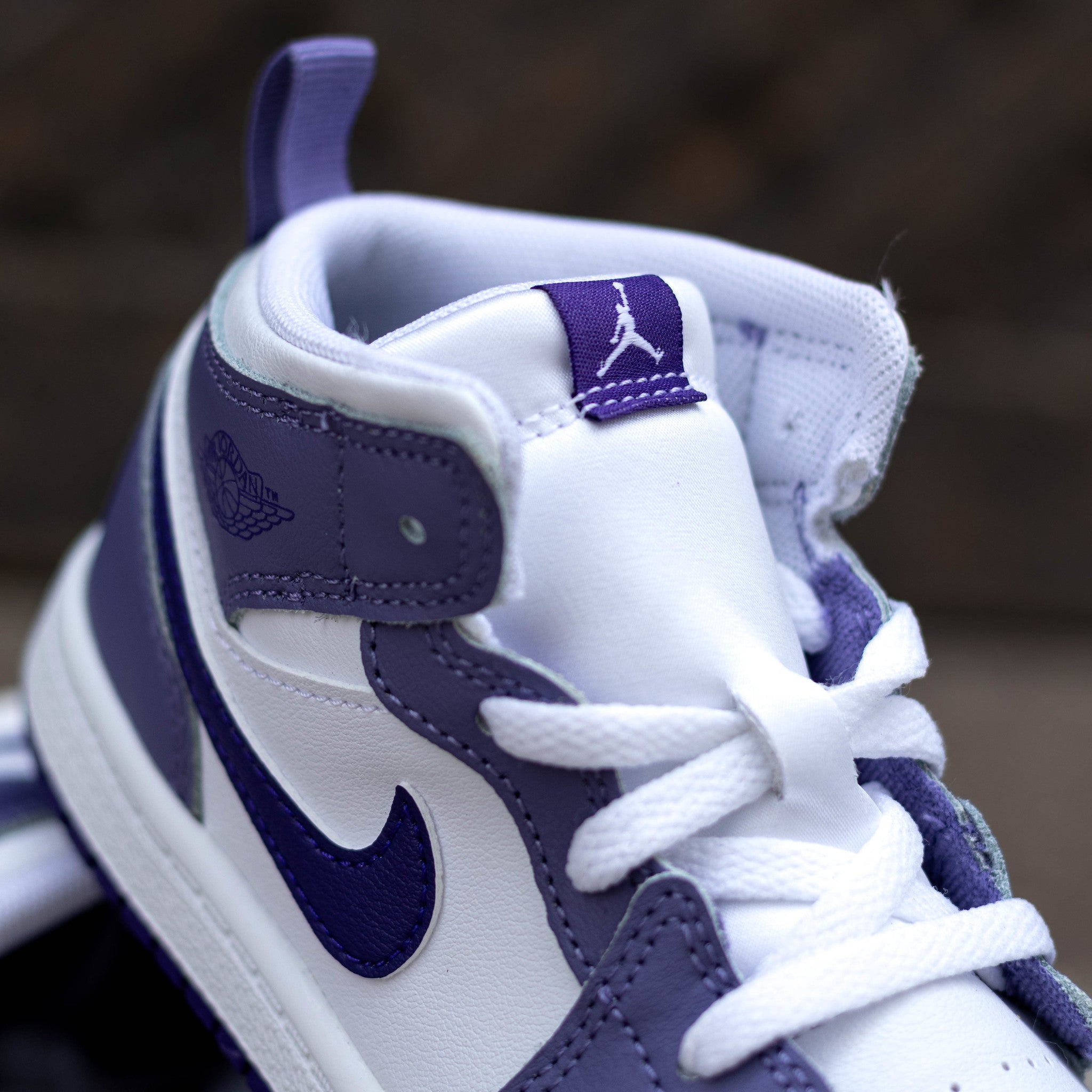 AIR JORDAN 1 MID DUSTY COURT PURPLE TD
