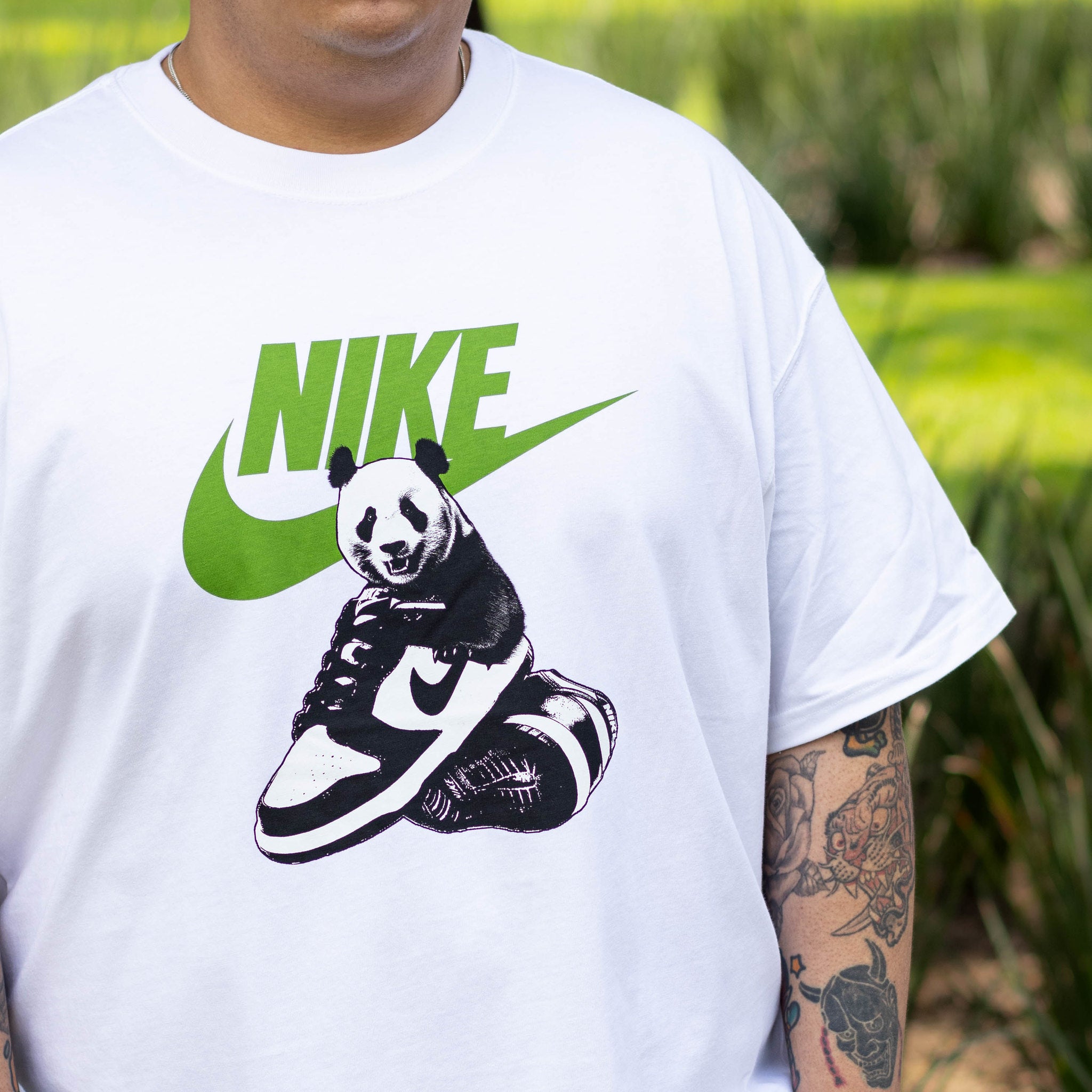 NIKE TEE PANDA WHITE