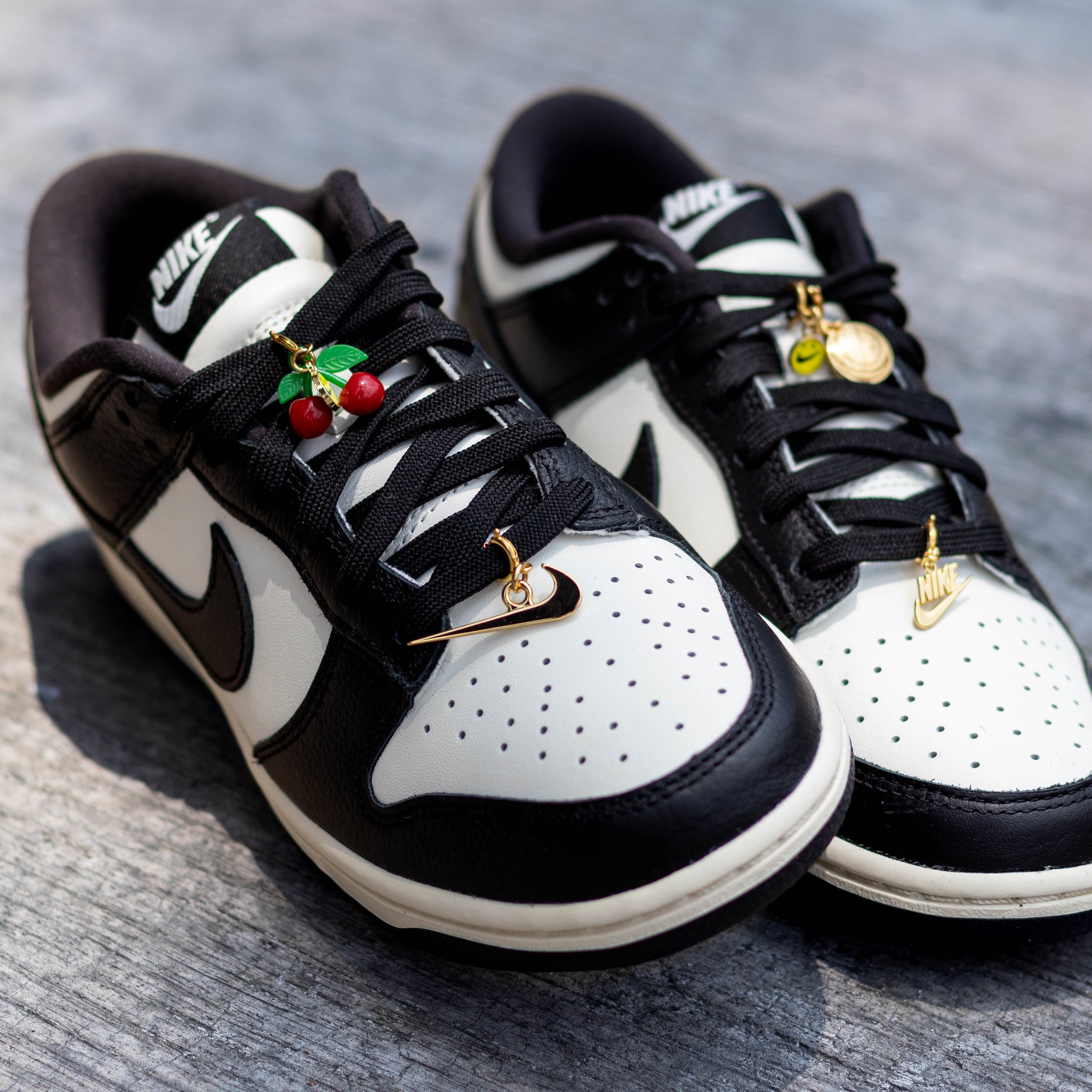 NIKE DUNK LOW PANDA CHERRY CHARMS W