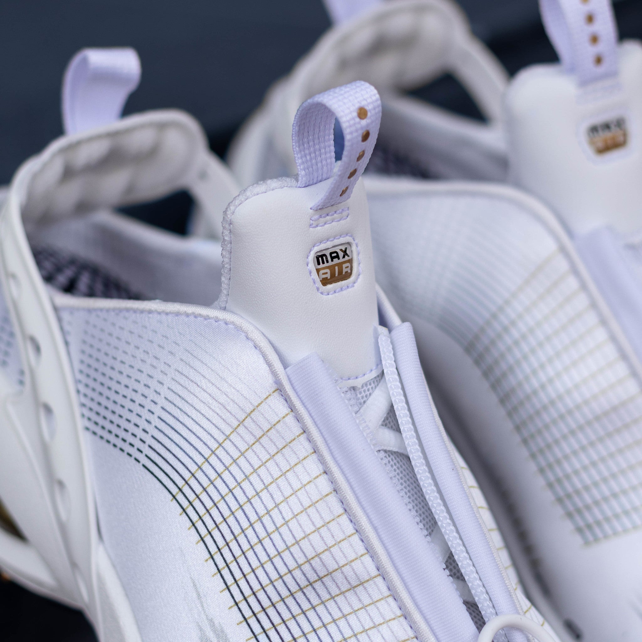 NIKE AIR MAX CRAZE WHITE METALLIC GOLD W